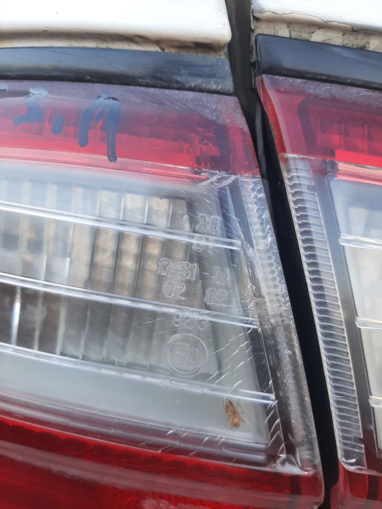 https://ycs.partsauto.market/partsauto-images/thmbs/userImages/7ed63c96fe685f431889ec34ef8f13b8/part/983813c9-fb94-4920-a925-ddecd43f5d73_1775623696296.jpg