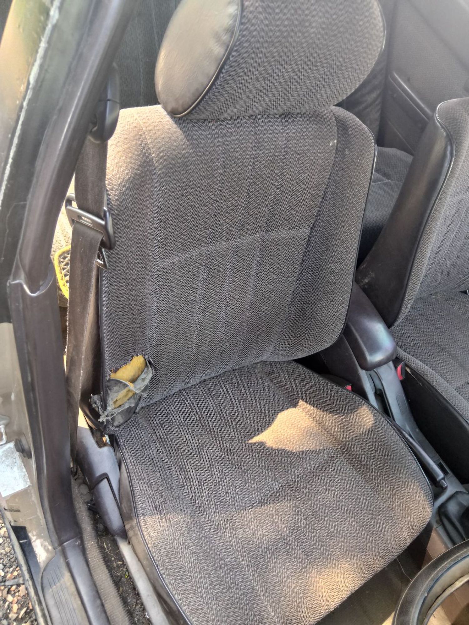 https://ycs.partsauto.market/partsauto-images/thmbs/userImages/7ed63c96fe685f431889ec34ef8f13b8/part/987d3cf2-5f82-4c62-a32e-9f8da24fe133_1784182511520.jpg