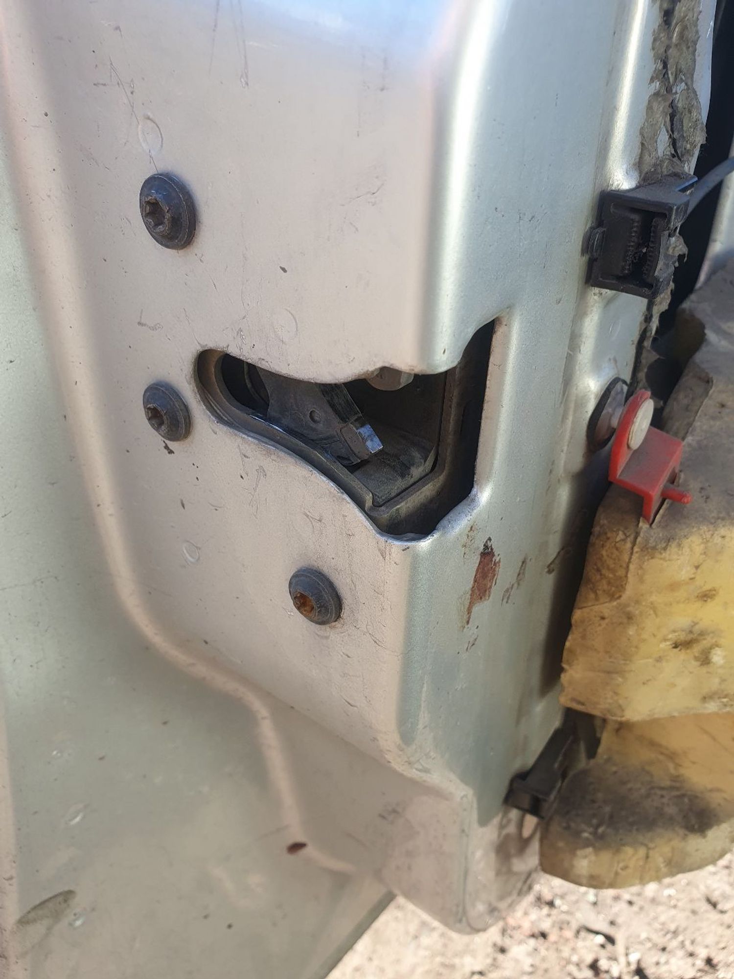 https://ycs.partsauto.market/partsauto-images/thmbs/userImages/7ed63c96fe685f431889ec34ef8f13b8/part/98b58c9c-5048-4620-9856-df6d9139b1d3_1781866617971.jpg
