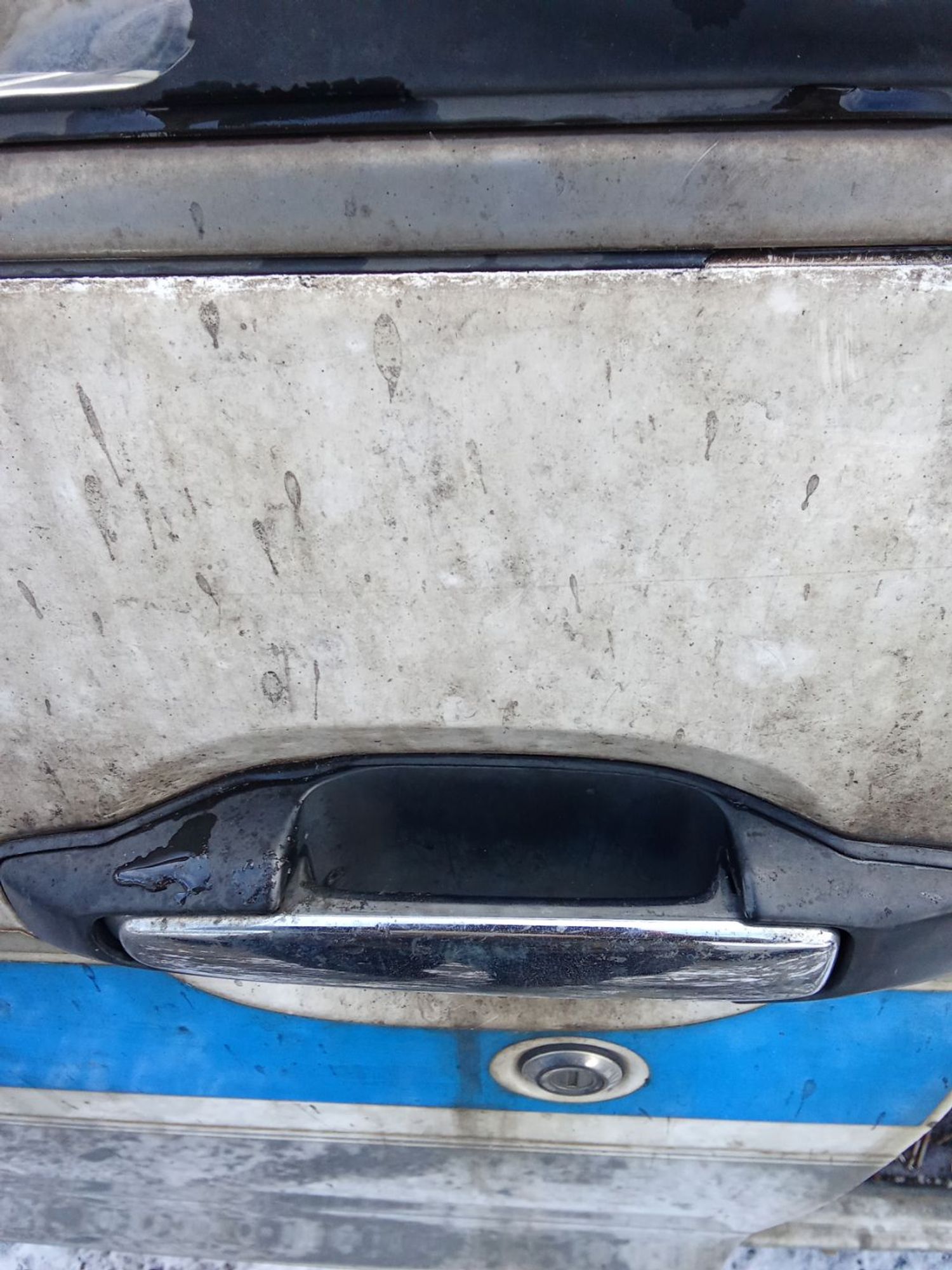 https://ycs.partsauto.market/partsauto-images/thmbs/userImages/7ed63c96fe685f431889ec34ef8f13b8/part/9ac9c9e1-1479-4d70-8b3e-657261b143ea_1778642928203.jpg