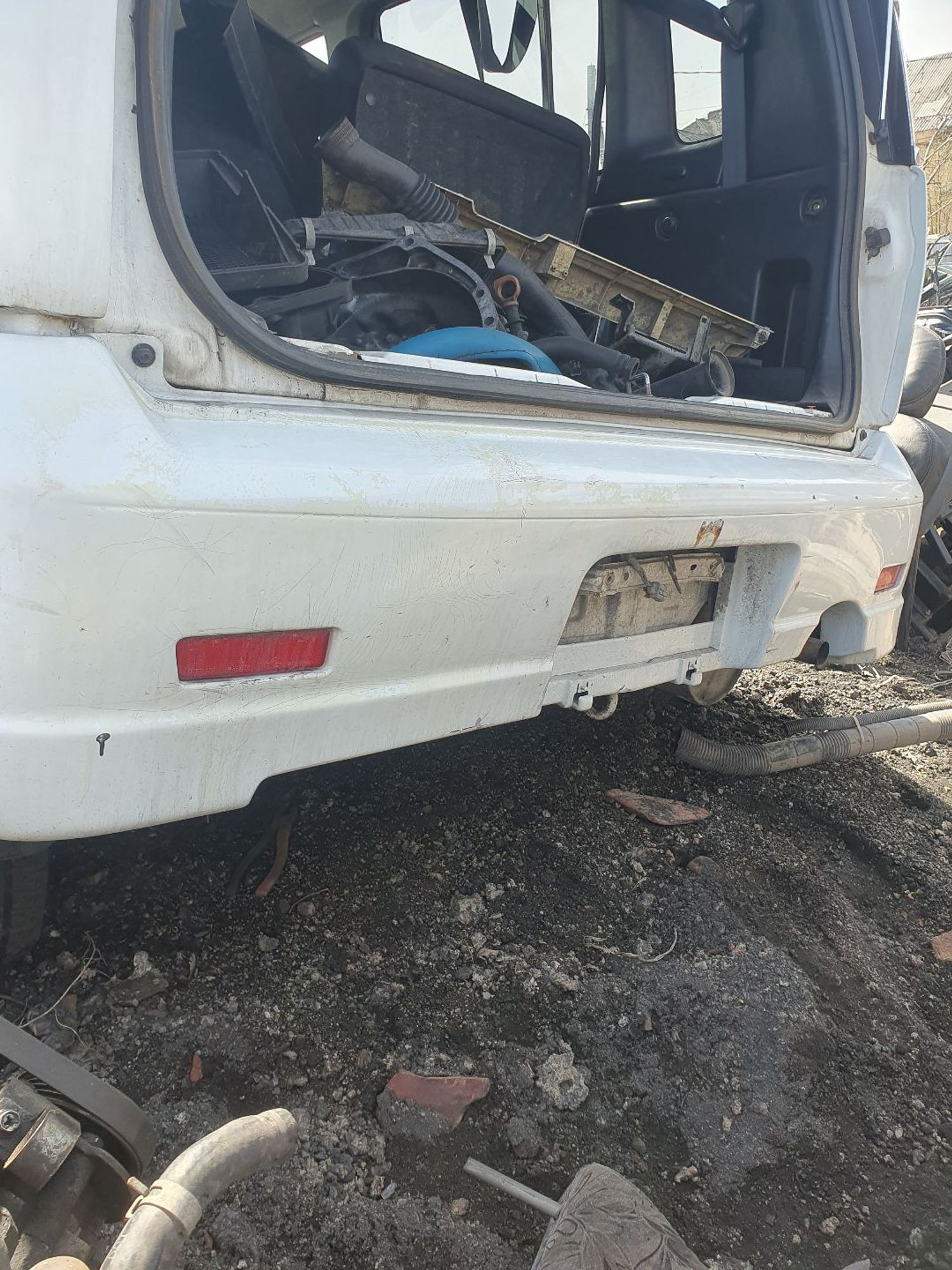 https://ycs.partsauto.market/partsauto-images/thmbs/userImages/7ed63c96fe685f431889ec34ef8f13b8/part/9e096883-5926-4c26-9d08-028768f40de0_1777535720429.jpg