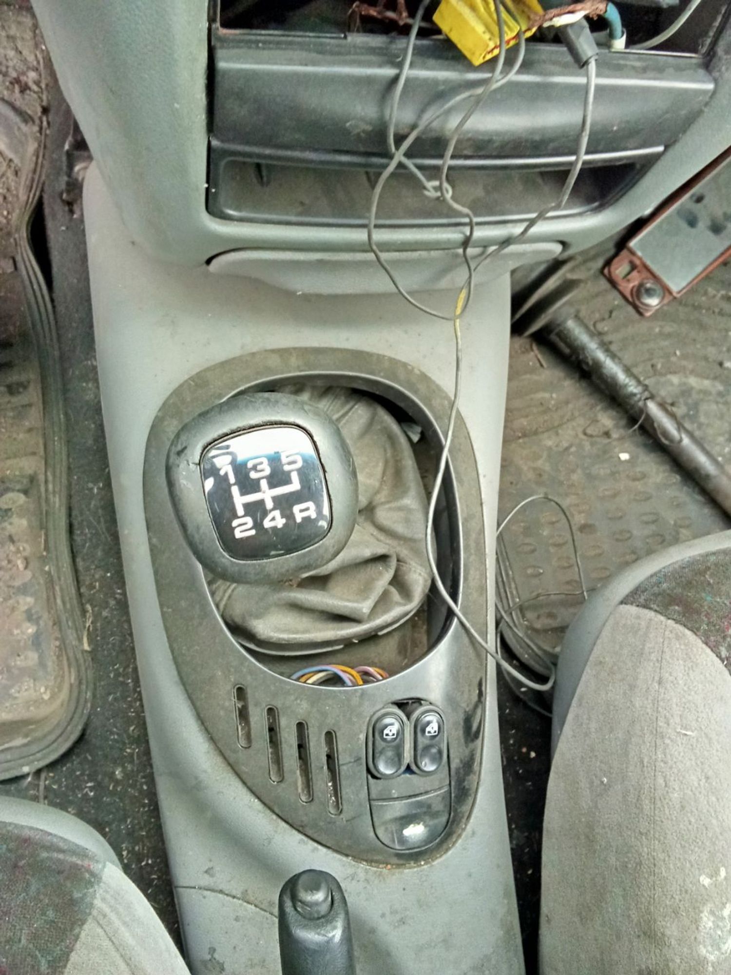 https://ycs.partsauto.market/partsauto-images/thmbs/userImages/7ed63c96fe685f431889ec34ef8f13b8/part/9e4138d1-2c60-4235-8296-0ec270344033_1779010646856.jpg