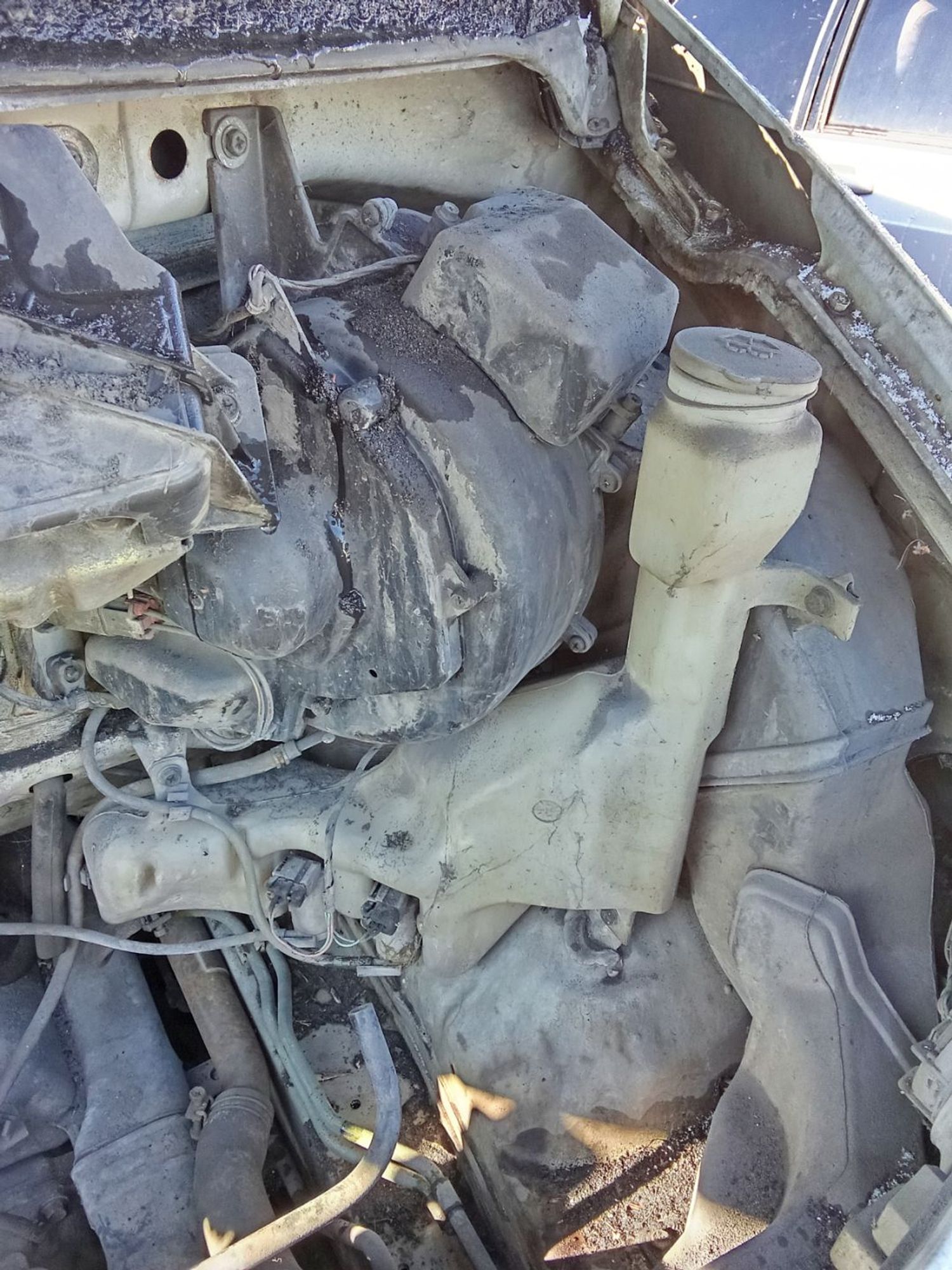 https://ycs.partsauto.market/partsauto-images/thmbs/userImages/7ed63c96fe685f431889ec34ef8f13b8/part/9ebe5940-90fa-4048-b4a4-7f0063fd0766_1778638739530.jpg
