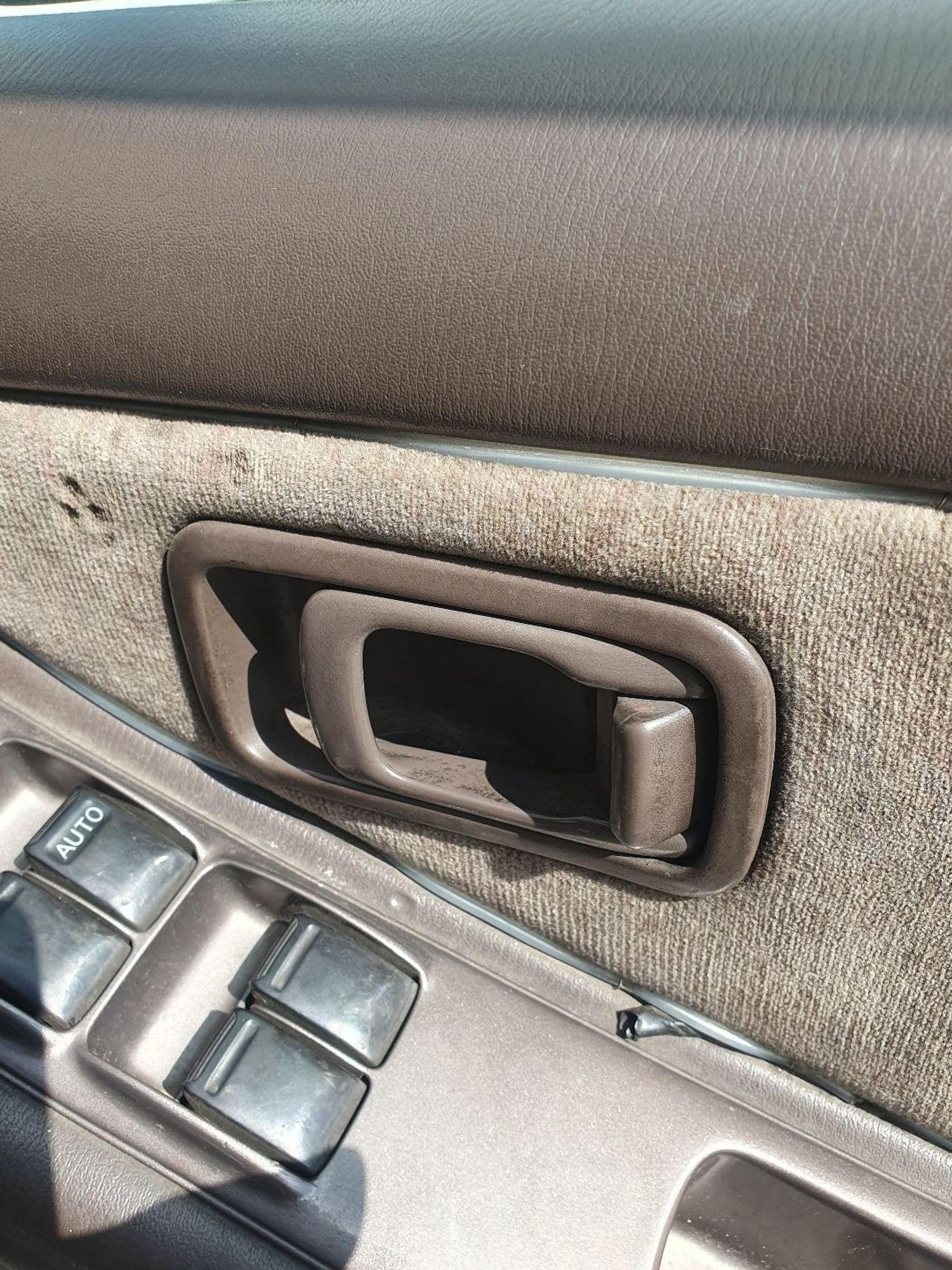 https://ycs.partsauto.market/partsauto-images/thmbs/userImages/7ed63c96fe685f431889ec34ef8f13b8/part/9eda5be9-b145-4e49-b9a1-177687754176_1786080725873.jpg