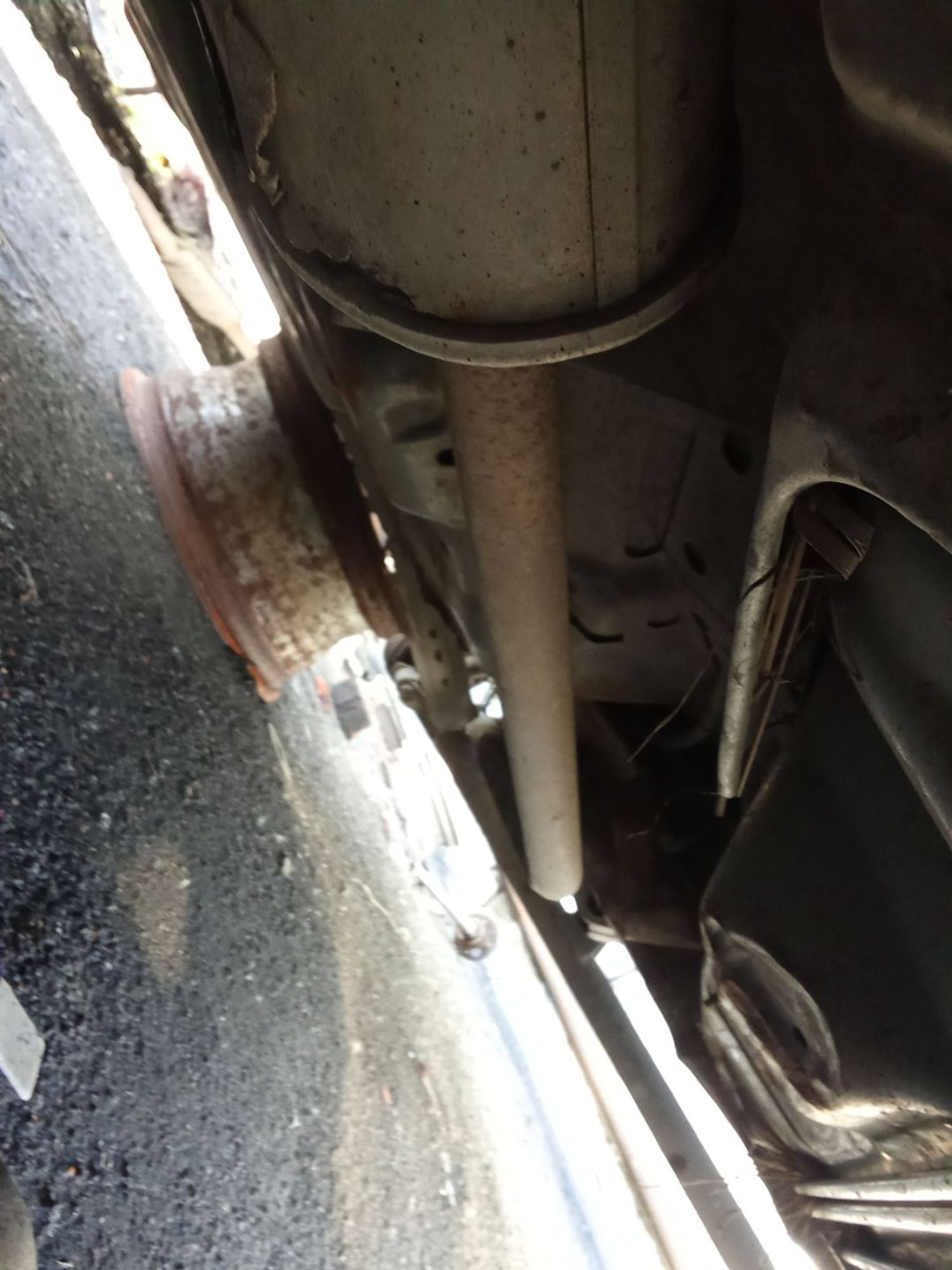 https://ycs.partsauto.market/partsauto-images/thmbs/userImages/7ed63c96fe685f431889ec34ef8f13b8/part/9f3b8d4b-4620-49b1-9665-c79189079828_1780403391043.jpg