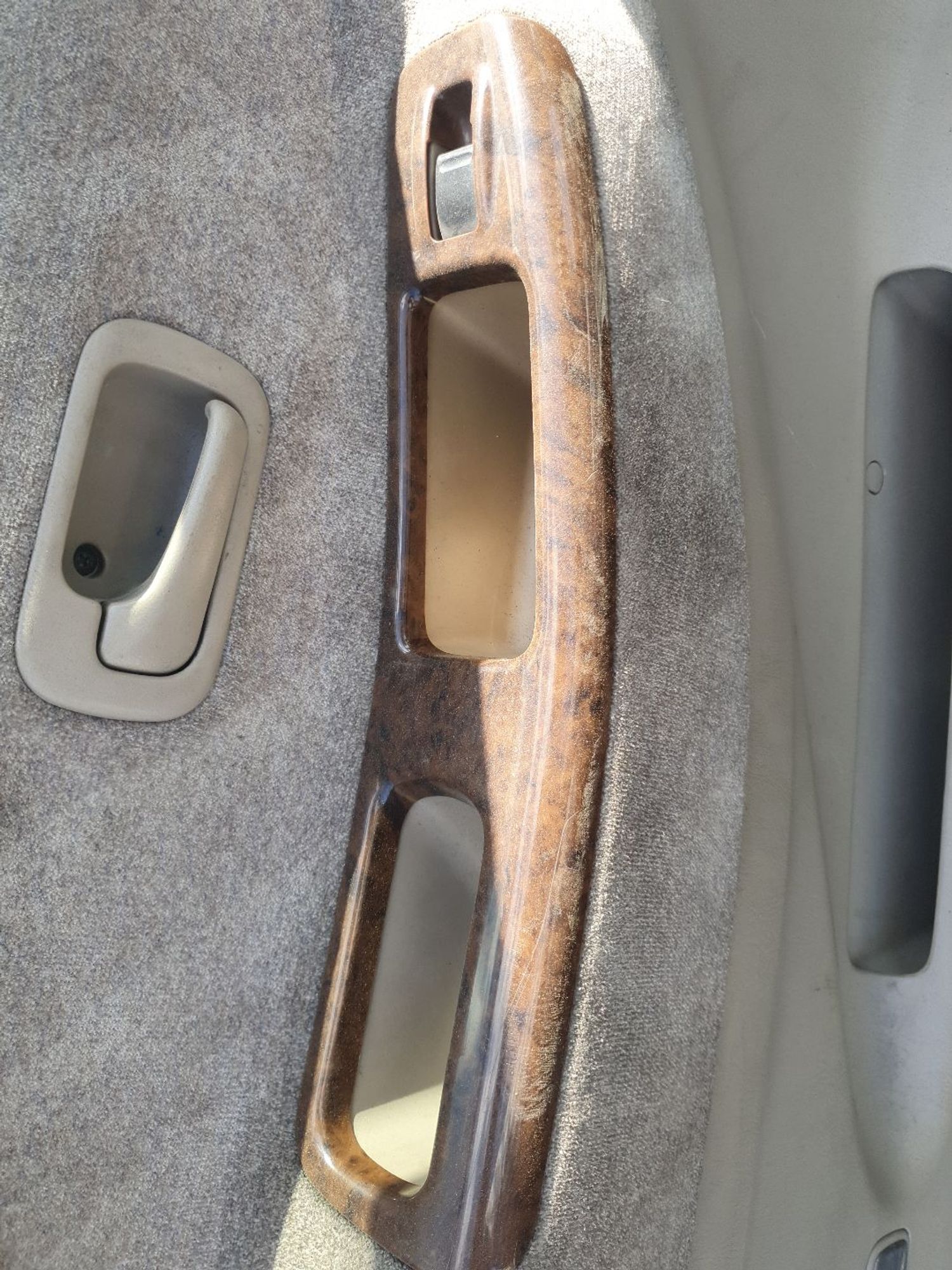 https://ycs.partsauto.market/partsauto-images/thmbs/userImages/7ed63c96fe685f431889ec34ef8f13b8/part/9f9e881e-e584-4e15-9dec-c43a5b2b90f9_1778316239039.jpg