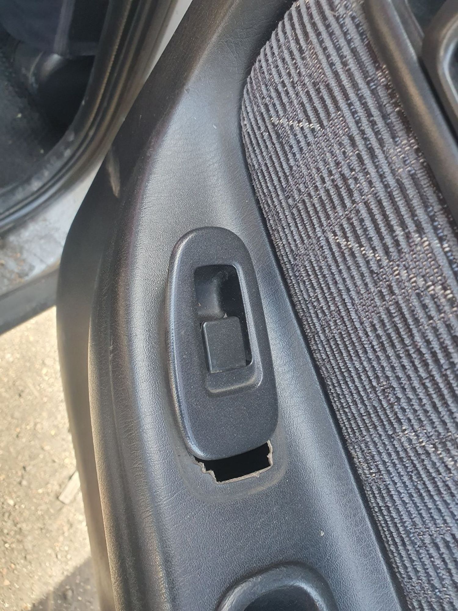 https://ycs.partsauto.market/partsauto-images/thmbs/userImages/7ed63c96fe685f431889ec34ef8f13b8/part/9ffe99ef-c521-47c4-b59c-562fbb060f5d_1779856055136.jpg