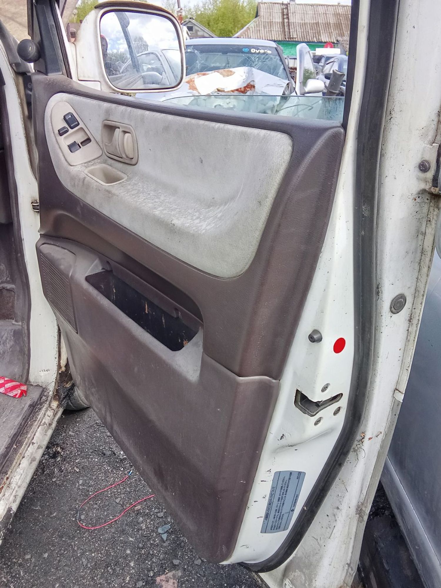 https://ycs.partsauto.market/partsauto-images/thmbs/userImages/7ed63c96fe685f431889ec34ef8f13b8/part/a18f3aee-79ce-4fc4-891f-26da6b890c19_1778651732636.jpg