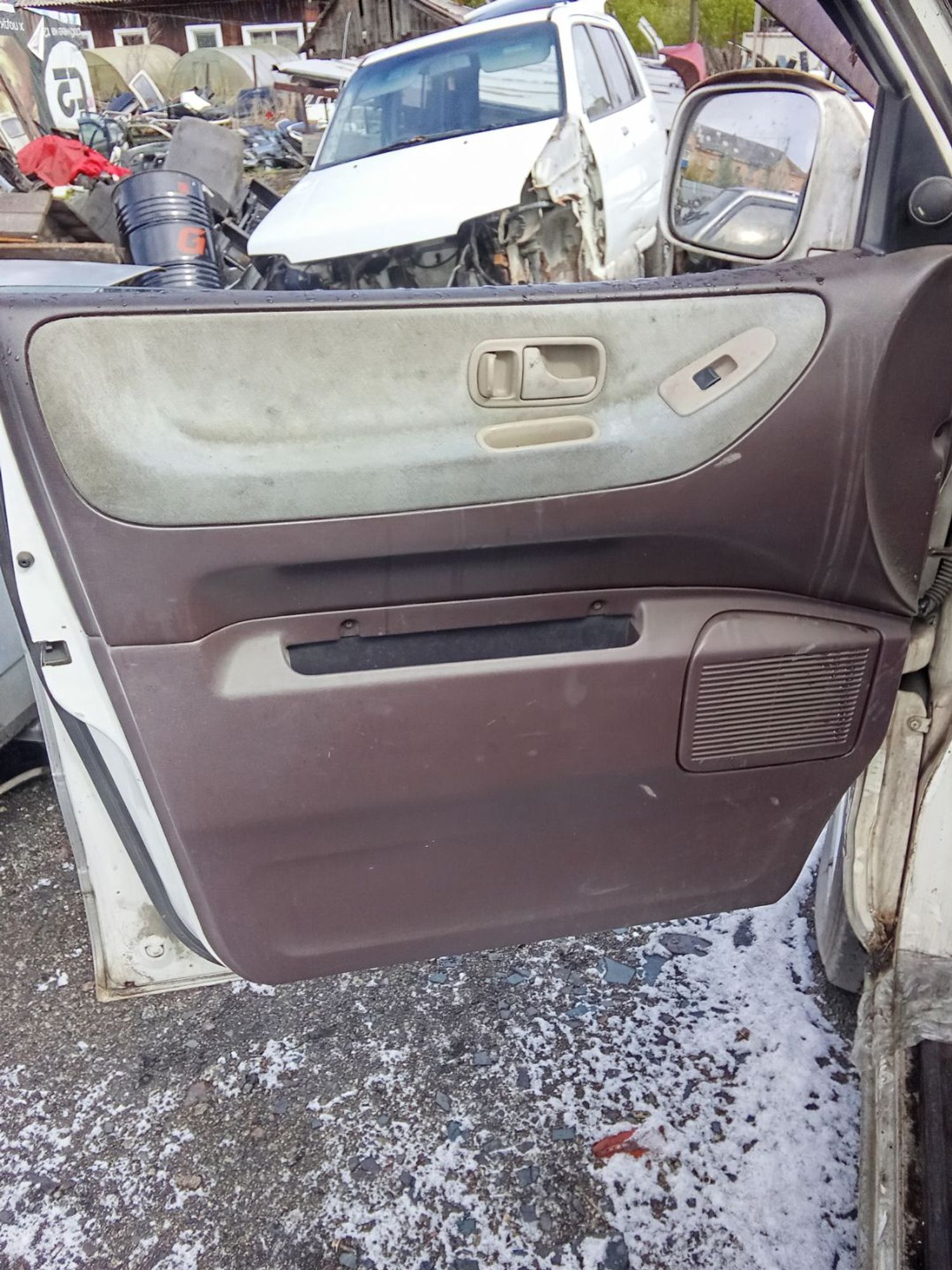 https://ycs.partsauto.market/partsauto-images/thmbs/userImages/7ed63c96fe685f431889ec34ef8f13b8/part/a2884f9c-bf6d-47d3-b5a7-8b64057a5ecf_1778649628618.jpg