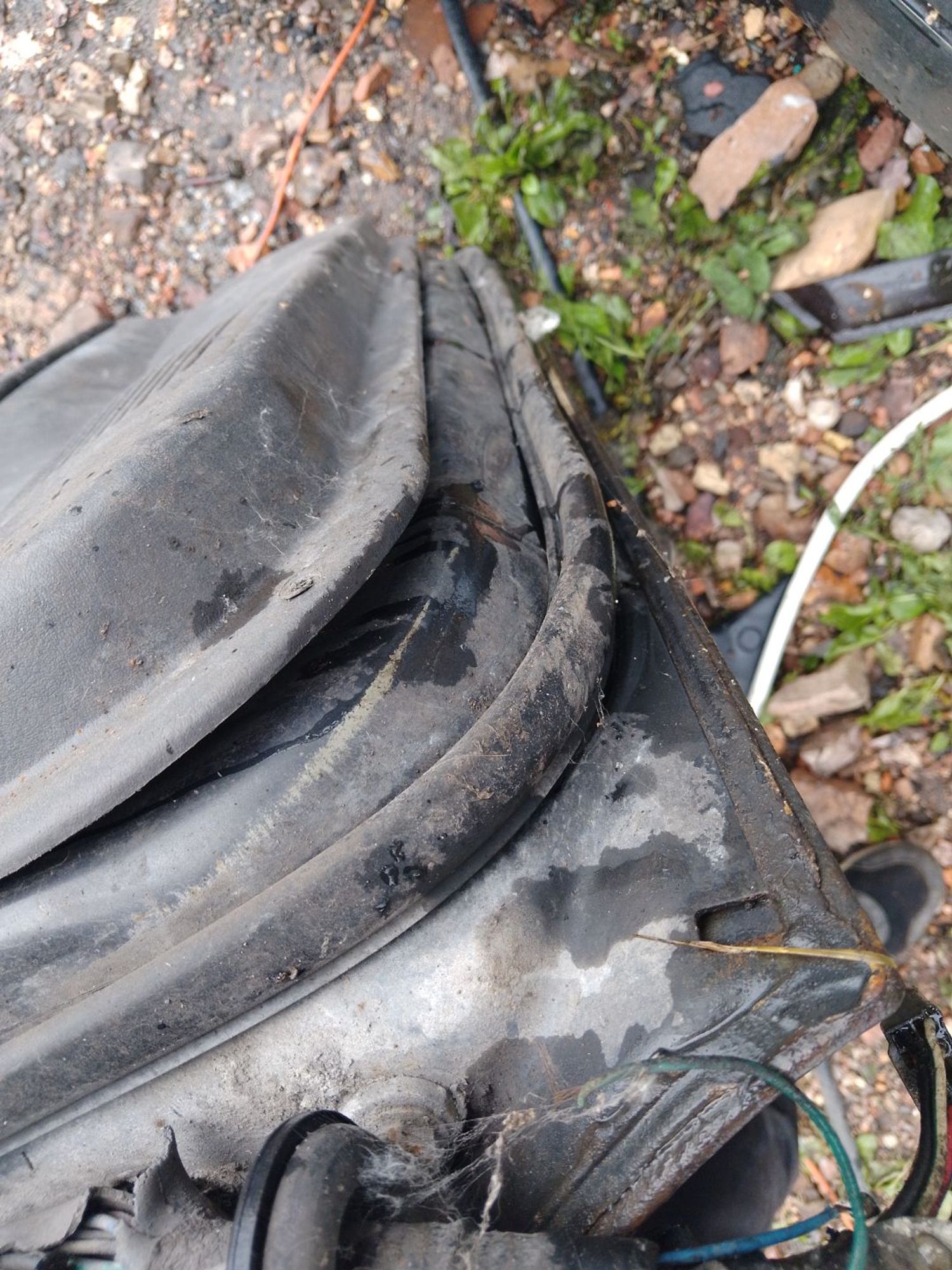 https://ycs.partsauto.market/partsauto-images/thmbs/userImages/7ed63c96fe685f431889ec34ef8f13b8/part/a2b688f7-0fe9-4a70-aded-c8107dfc4606_1787210509349.jpg