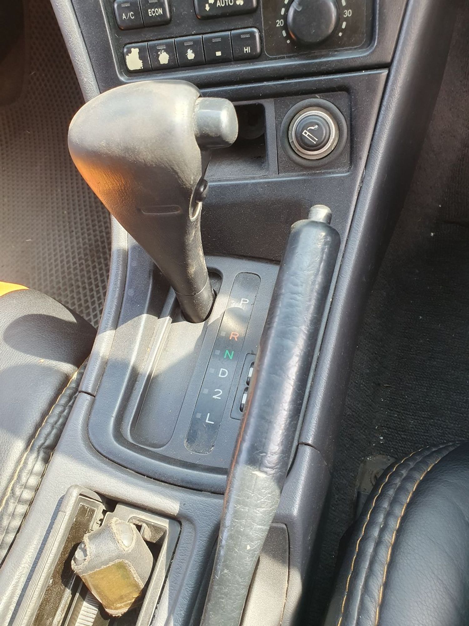 https://ycs.partsauto.market/partsauto-images/thmbs/userImages/7ed63c96fe685f431889ec34ef8f13b8/part/a4af0b86-8486-47db-b28a-5b1daa5603d4_1782119471833.jpg