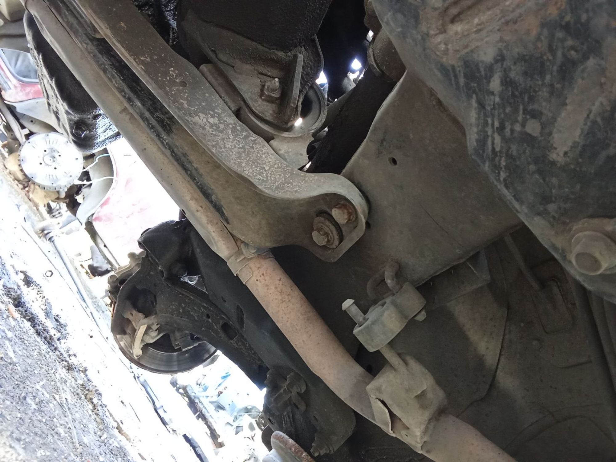https://ycs.partsauto.market/partsauto-images/thmbs/userImages/7ed63c96fe685f431889ec34ef8f13b8/part/a4f6cf0d-1718-4434-842d-b0c2c04c387e_1780403513007.jpg