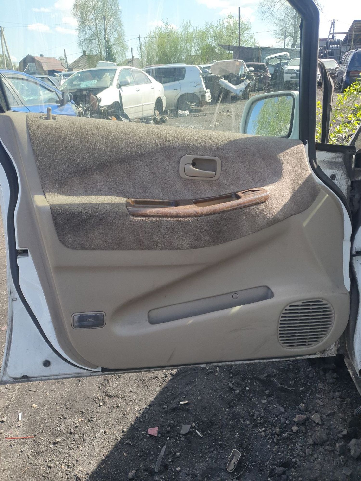 https://ycs.partsauto.market/partsauto-images/thmbs/userImages/7ed63c96fe685f431889ec34ef8f13b8/part/a8755c5a-dea8-43c7-861e-ca8859fe58a3_1778316294345.jpg