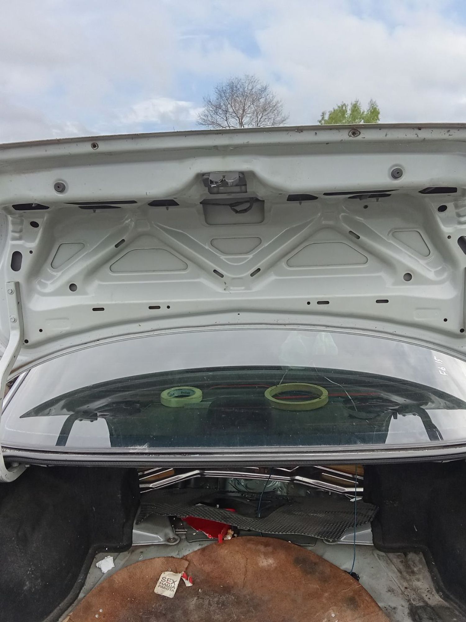 https://ycs.partsauto.market/partsauto-images/thmbs/userImages/7ed63c96fe685f431889ec34ef8f13b8/part/aa644e24-40c0-4349-b12a-e6bbdeadddf5_1778417446727.jpg