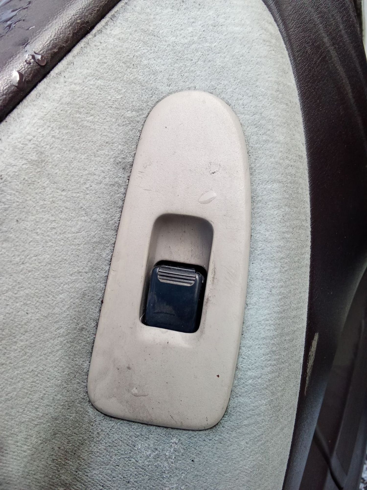 https://ycs.partsauto.market/partsauto-images/thmbs/userImages/7ed63c96fe685f431889ec34ef8f13b8/part/abf98bdd-3995-4afa-87b7-1c274b0ba58a_1778651914183.jpg