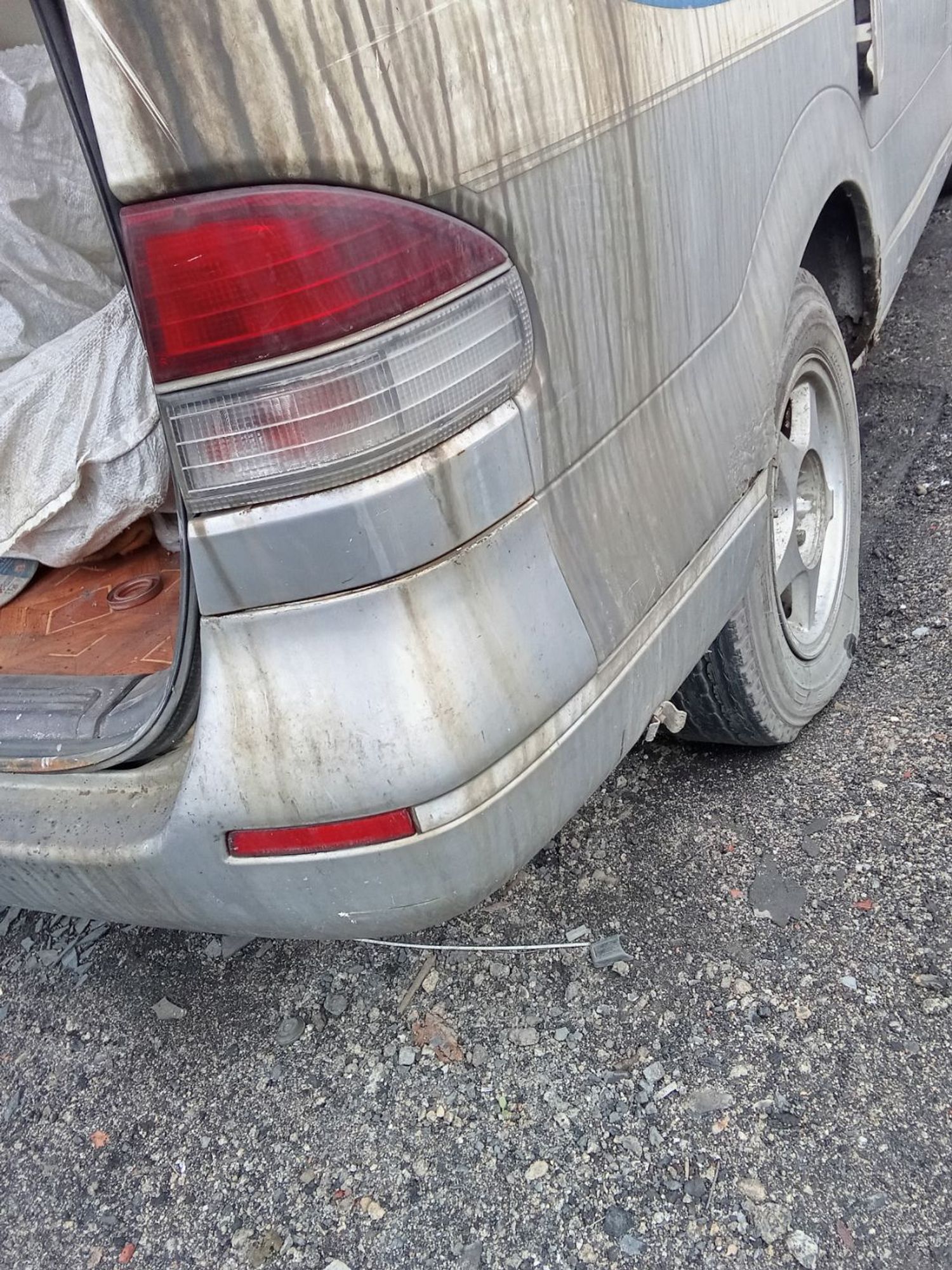 https://ycs.partsauto.market/partsauto-images/thmbs/userImages/7ed63c96fe685f431889ec34ef8f13b8/part/ad3dfa6f-dea4-440a-a842-b61027be57bf_1778642705631.jpg