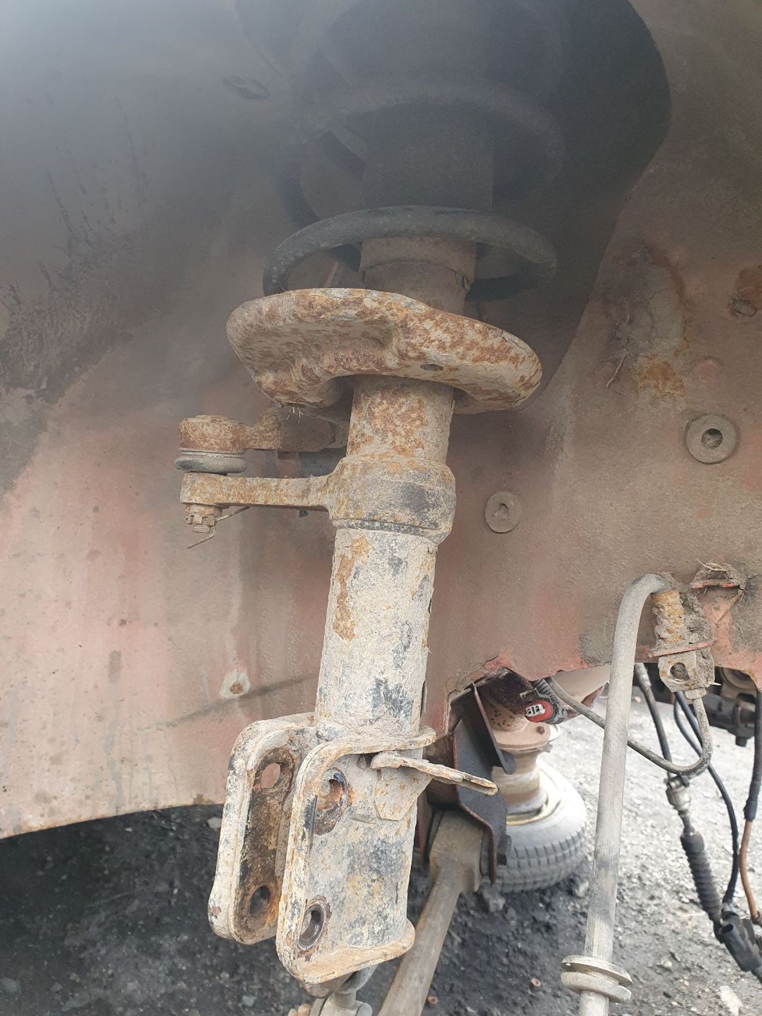 https://ycs.partsauto.market/partsauto-images/thmbs/userImages/7ed63c96fe685f431889ec34ef8f13b8/part/ada69138-3f87-4225-a812-33c24bc4a1b2_1777277864742.jpg