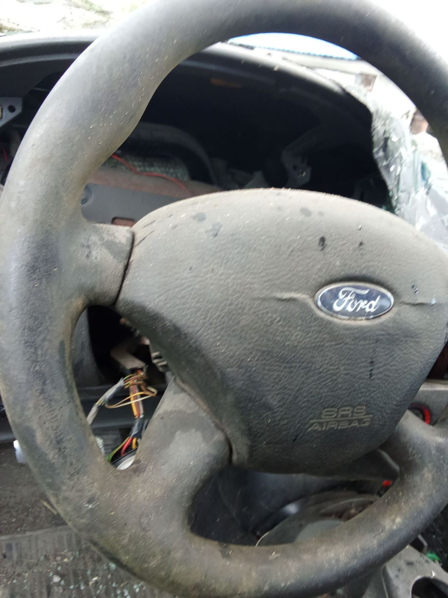 https://ycs.partsauto.market/partsauto-images/thmbs/userImages/7ed63c96fe685f431889ec34ef8f13b8/part/adf46e73-6a77-467a-bae9-a68fc932caf8_1781500276910.jpg