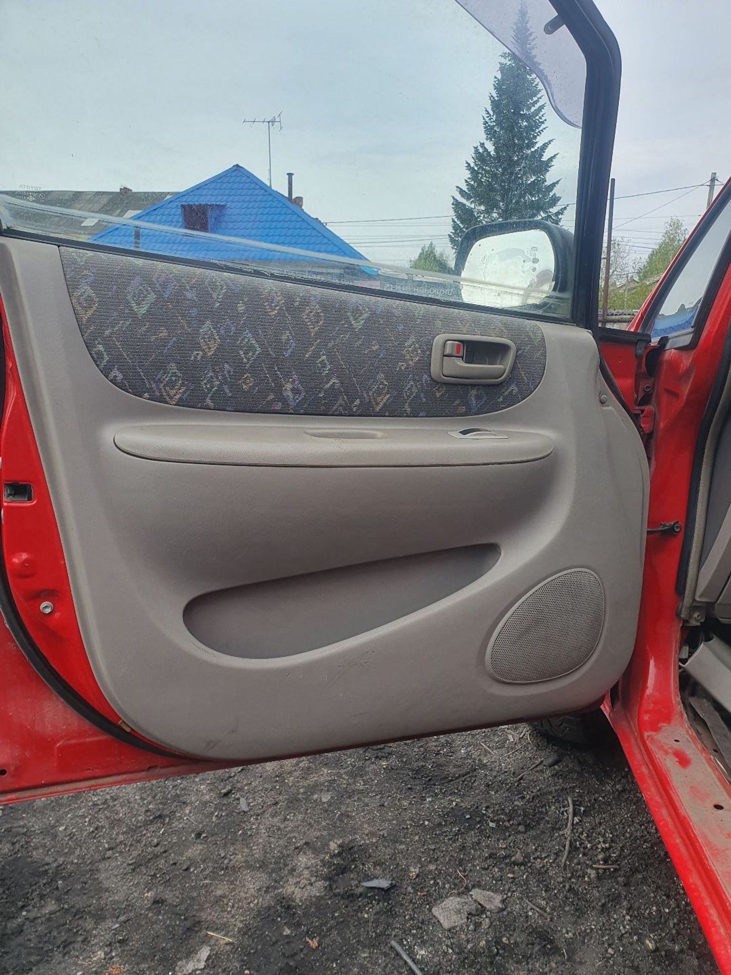 https://ycs.partsauto.market/partsauto-images/thmbs/userImages/7ed63c96fe685f431889ec34ef8f13b8/part/b0c0ac60-5c9d-4904-a6d3-2ac86a012e6a_1779341810762.jpg