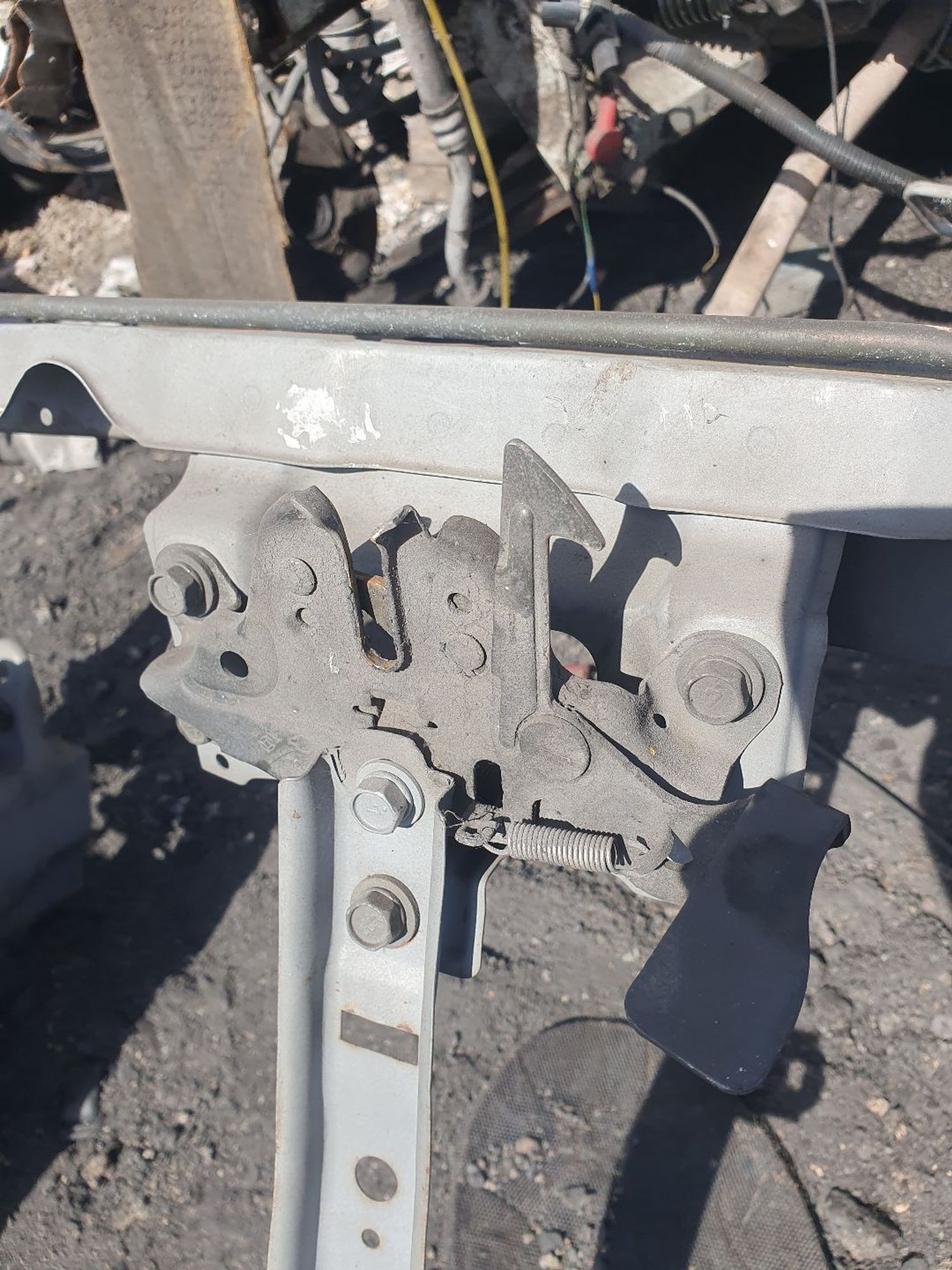 https://ycs.partsauto.market/partsauto-images/thmbs/userImages/7ed63c96fe685f431889ec34ef8f13b8/part/b0d674a0-0d81-47b6-8999-504f264e4e61_1777534272031.jpg
