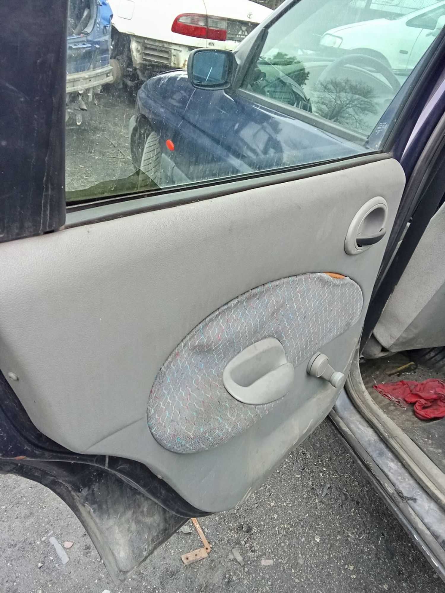 https://ycs.partsauto.market/partsauto-images/thmbs/userImages/7ed63c96fe685f431889ec34ef8f13b8/part/b2d35ede-86e1-46e1-816b-4409d94a6ef1_1779010849770.jpg