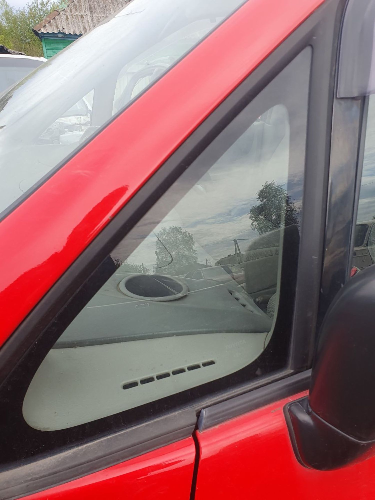 https://ycs.partsauto.market/partsauto-images/thmbs/userImages/7ed63c96fe685f431889ec34ef8f13b8/part/b35bdcc7-979e-4655-9339-e2a411a05fc0_1779341719113.jpg