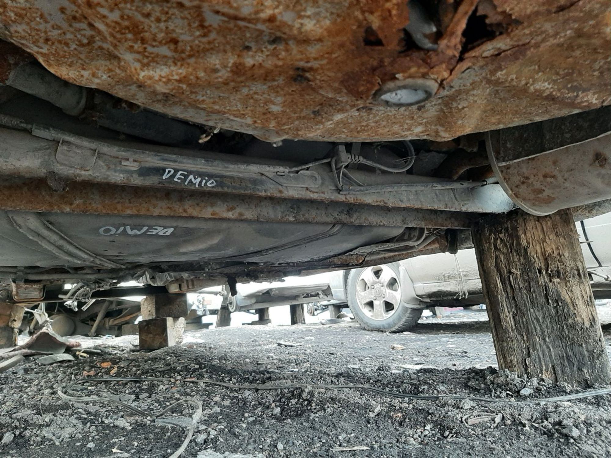https://ycs.partsauto.market/partsauto-images/thmbs/userImages/7ed63c96fe685f431889ec34ef8f13b8/part/b45ae2bb-0774-4b51-83af-d374e94a7dc1_1775735376882.jpg