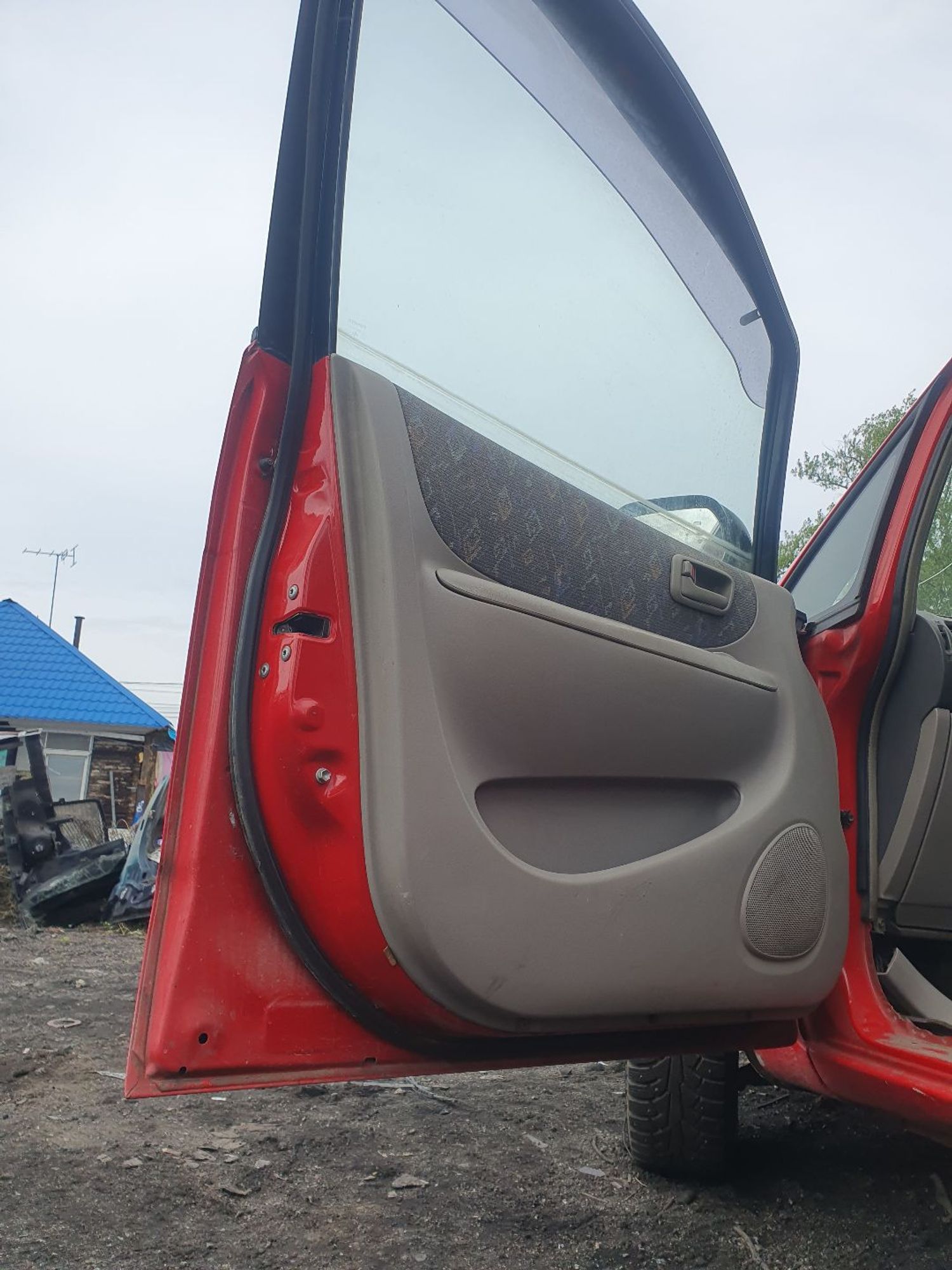 https://ycs.partsauto.market/partsauto-images/thmbs/userImages/7ed63c96fe685f431889ec34ef8f13b8/part/b5c4a9c3-4961-47c6-9e91-fda025cc248e_1779341409811.jpg
