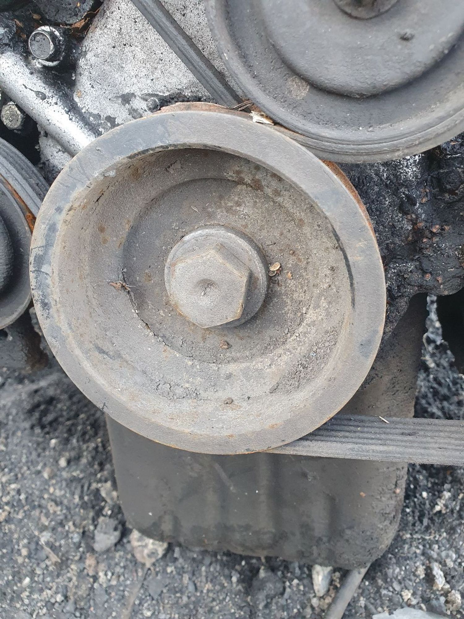 https://ycs.partsauto.market/partsauto-images/thmbs/userImages/7ed63c96fe685f431889ec34ef8f13b8/part/b670bfab-cce1-43cf-9ec1-25bd28e6a065_1777541694065.jpg