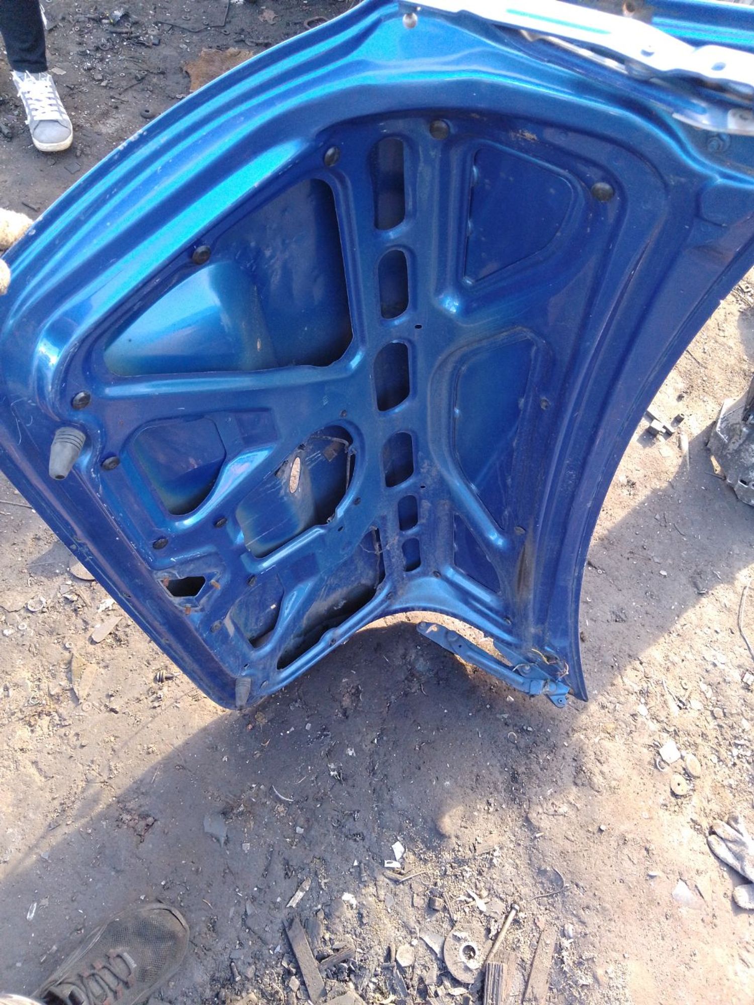 https://ycs.partsauto.market/partsauto-images/thmbs/userImages/7ed63c96fe685f431889ec34ef8f13b8/part/b730b213-f389-4e3d-b4ad-b7aeae34e592_1785064996037.jpg