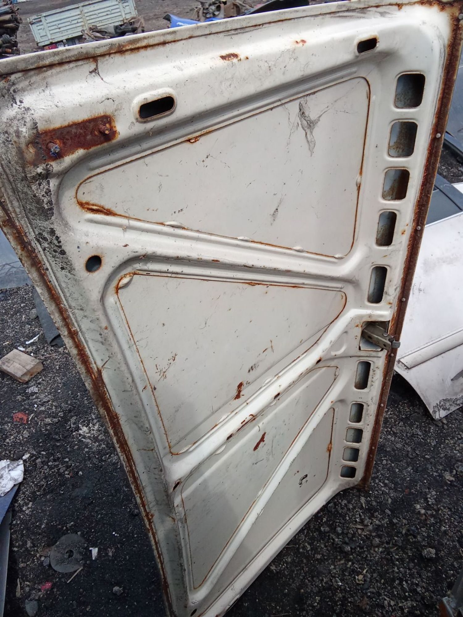 https://ycs.partsauto.market/partsauto-images/thmbs/userImages/7ed63c96fe685f431889ec34ef8f13b8/part/b80a8632-8741-4f76-bcc2-bf91f3ee672f_1777598848812.jpg
