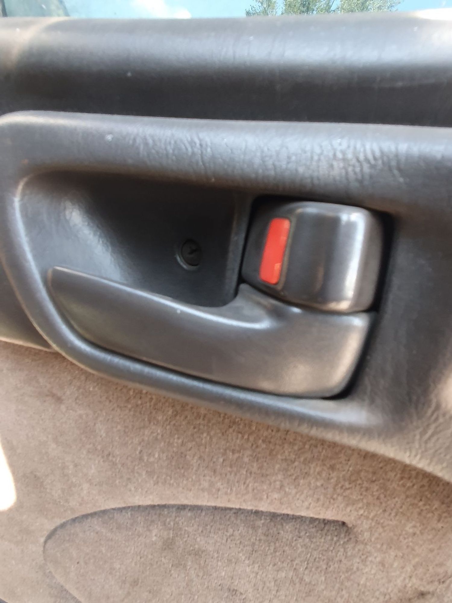 https://ycs.partsauto.market/partsauto-images/thmbs/userImages/7ed63c96fe685f431889ec34ef8f13b8/part/bef62da1-885b-46da-a259-0ace91756bbc_1786778182992.jpg