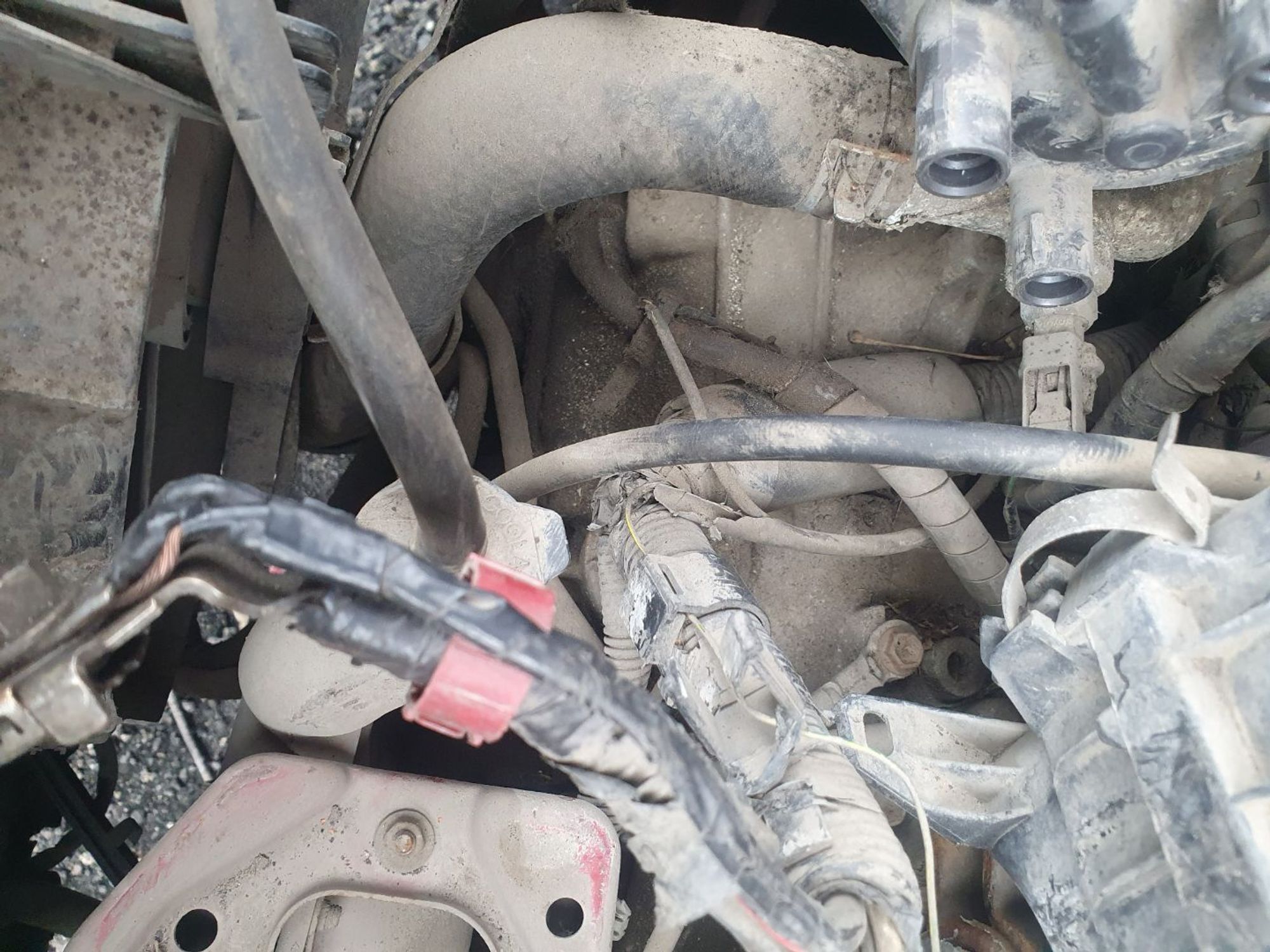 https://ycs.partsauto.market/partsauto-images/thmbs/userImages/7ed63c96fe685f431889ec34ef8f13b8/part/bf32fce2-1632-494e-a7dd-4ad9e1d42287_1779353005367.jpg