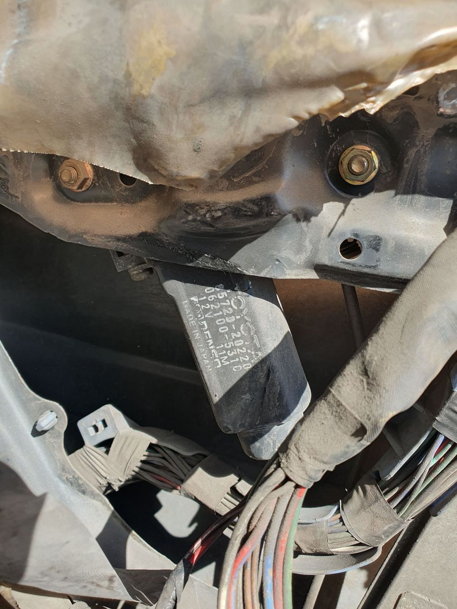 https://ycs.partsauto.market/partsauto-images/thmbs/userImages/7ed63c96fe685f431889ec34ef8f13b8/part/c00a1252-5ffd-4e09-9d61-ffe6326dd215_1786689180524.jpg