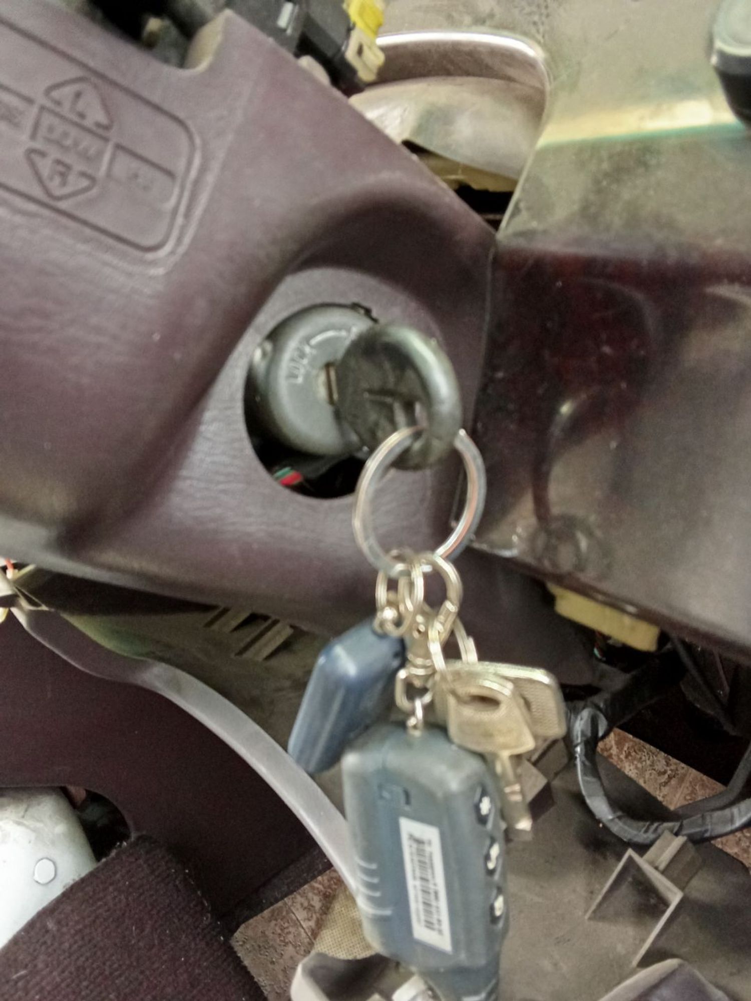 https://ycs.partsauto.market/partsauto-images/thmbs/userImages/7ed63c96fe685f431889ec34ef8f13b8/part/c0709a7f-ec30-4a86-892e-8f32805671cd_1778666446620.jpg