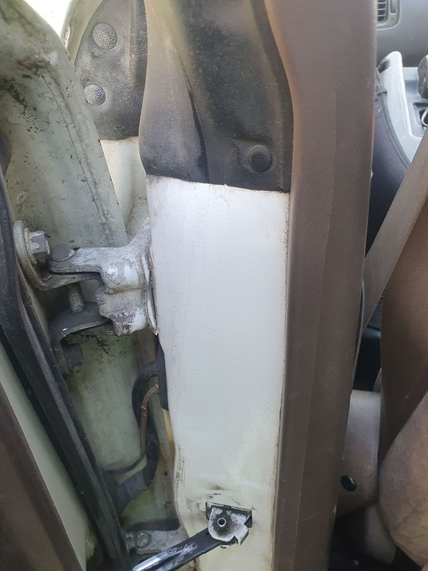 https://ycs.partsauto.market/partsauto-images/thmbs/userImages/7ed63c96fe685f431889ec34ef8f13b8/part/c556490f-4f4e-4f2f-b057-920bfbec06a2_1786087119318.jpg