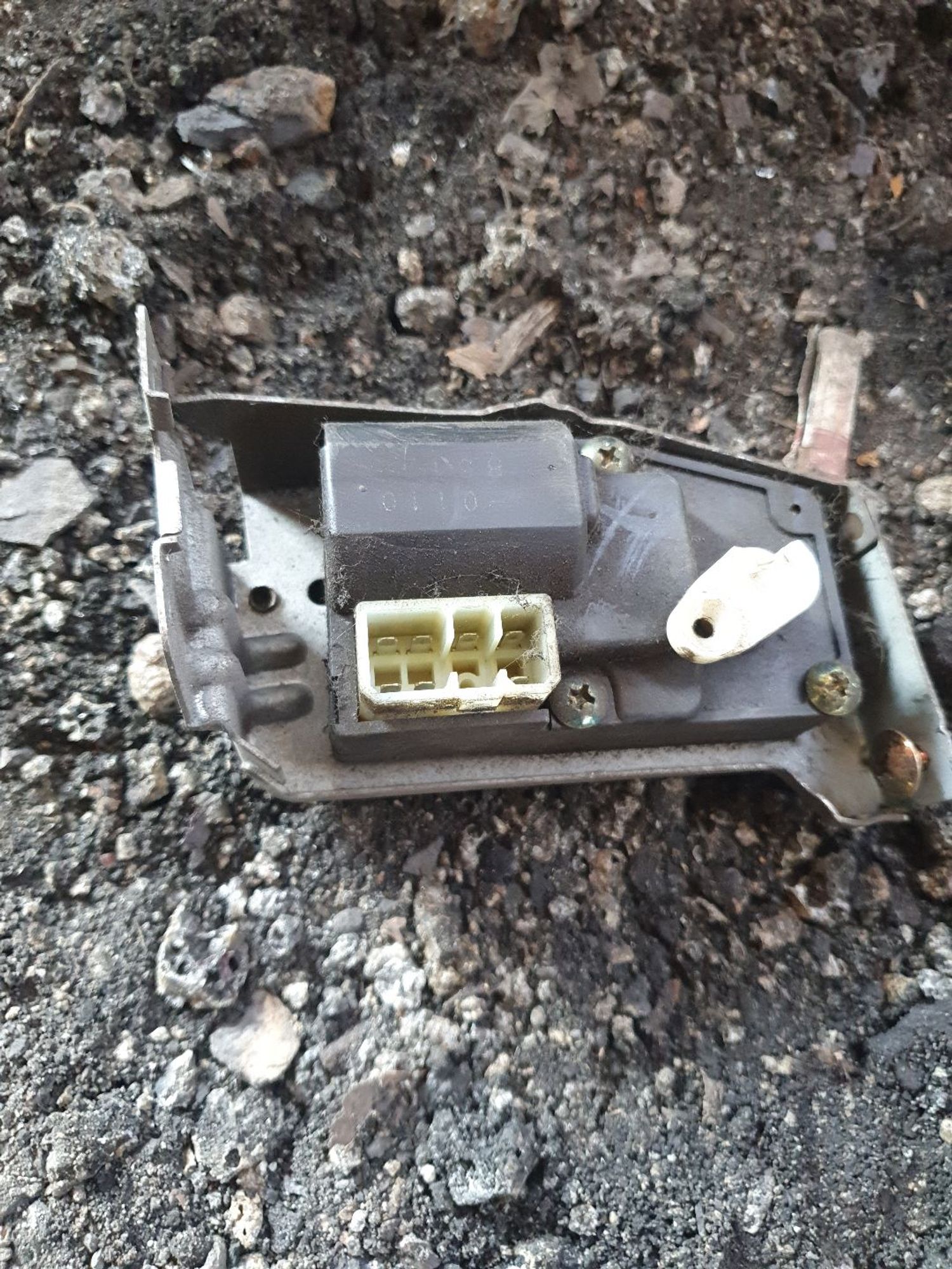 https://ycs.partsauto.market/partsauto-images/thmbs/userImages/7ed63c96fe685f431889ec34ef8f13b8/part/c5d9909c-a882-400e-87cf-401631d3e9b7_1785752187867.jpg