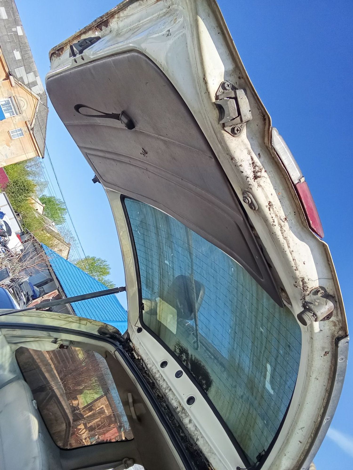https://ycs.partsauto.market/partsauto-images/thmbs/userImages/7ed63c96fe685f431889ec34ef8f13b8/part/c89b1783-9d52-4271-93b5-a7b2e82e4a87_1778639242368.jpg
