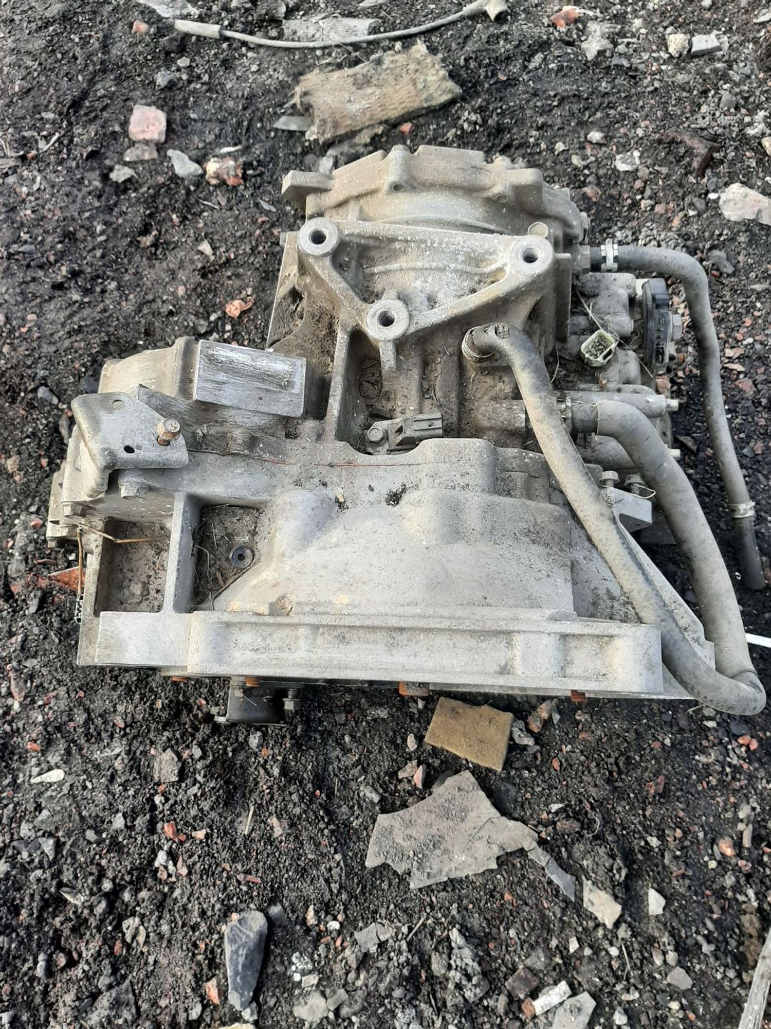 https://ycs.partsauto.market/partsauto-images/thmbs/userImages/7ed63c96fe685f431889ec34ef8f13b8/part/cace5f14-bd8e-4544-8f26-debeb737afd7_1775734259082.jpg