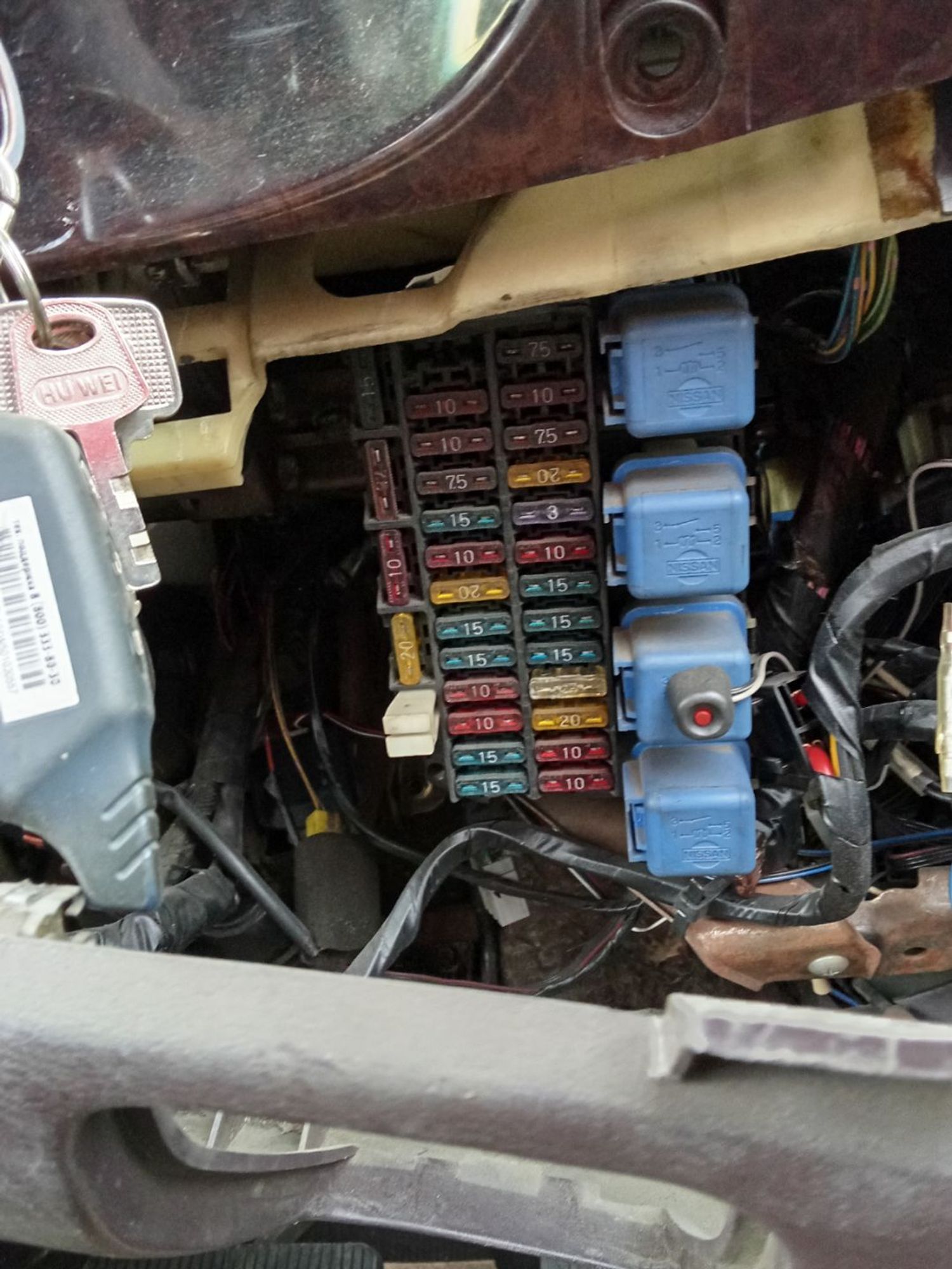 https://ycs.partsauto.market/partsauto-images/thmbs/userImages/7ed63c96fe685f431889ec34ef8f13b8/part/cc63c3ac-8f82-465a-89b5-b3a8776a401a_1778666378613.jpg