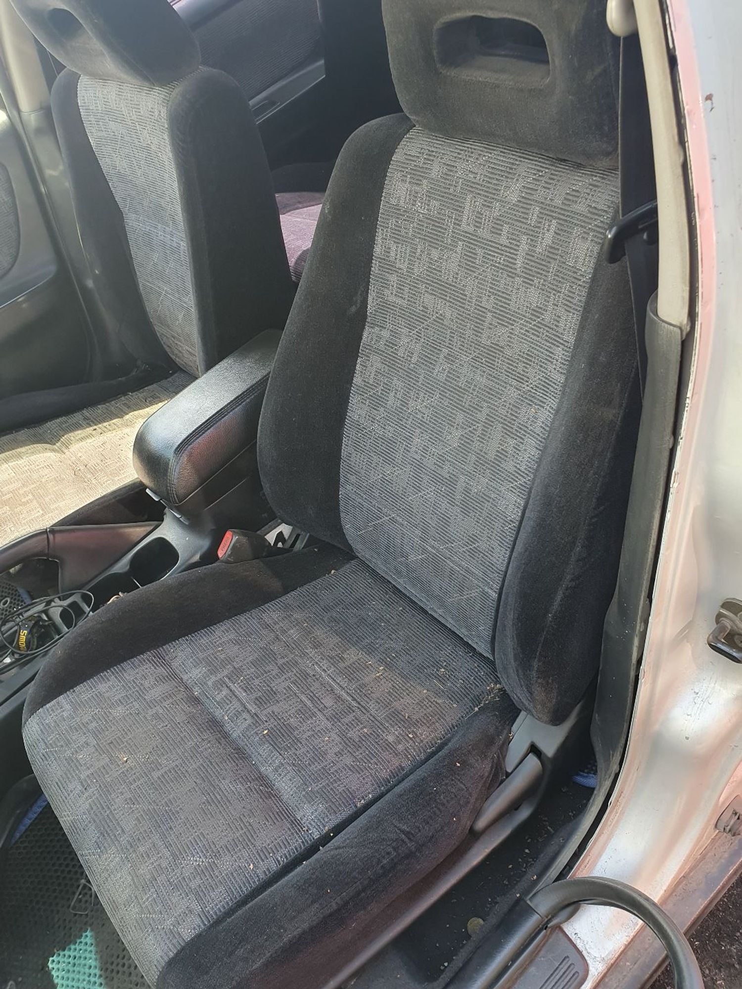 https://ycs.partsauto.market/partsauto-images/thmbs/userImages/7ed63c96fe685f431889ec34ef8f13b8/part/cd1c0d99-e2ac-46a8-9dc6-09f09136e761_1779865318201.jpg