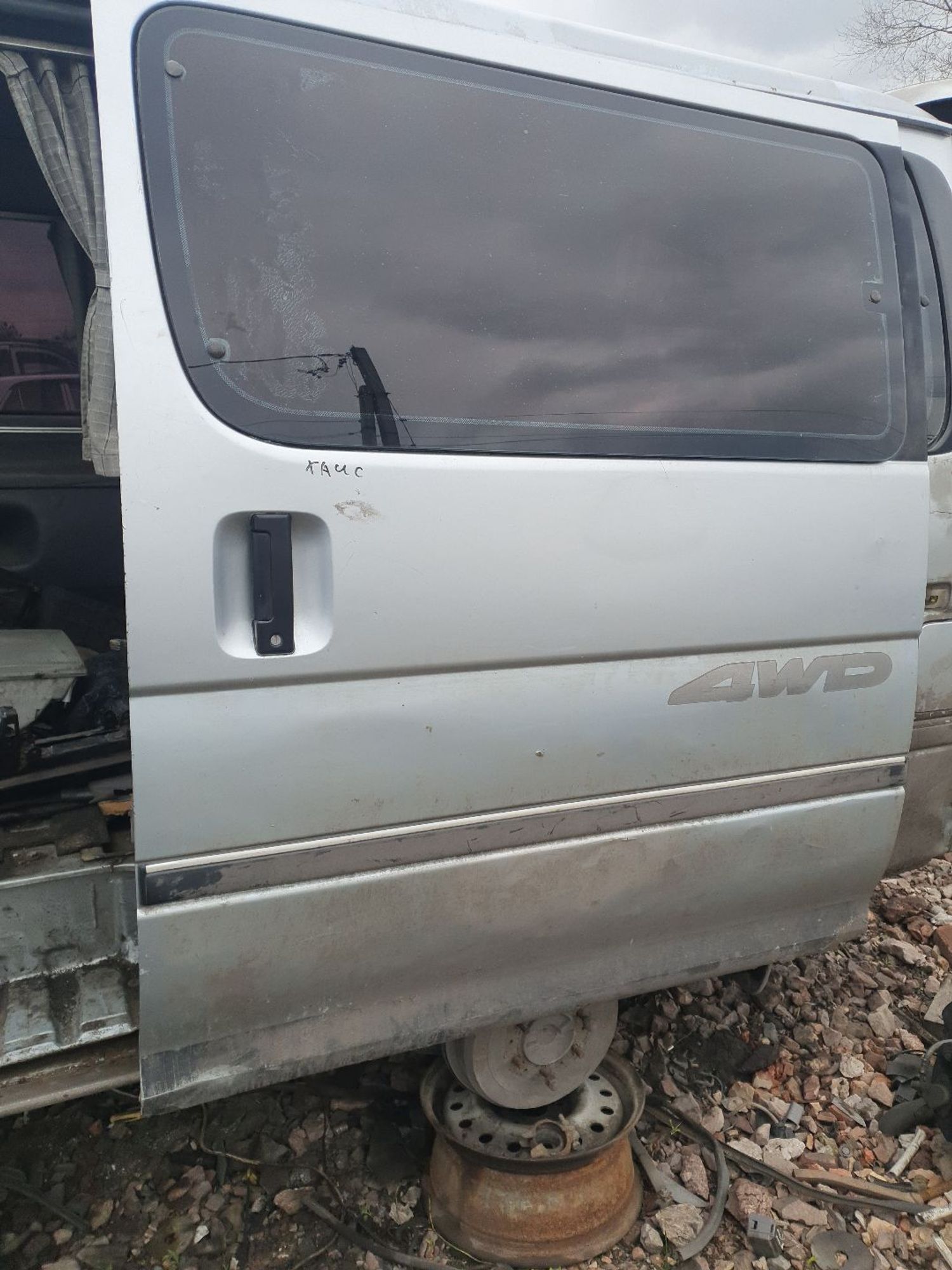 https://ycs.partsauto.market/partsauto-images/thmbs/userImages/7ed63c96fe685f431889ec34ef8f13b8/part/cd2c2368-0e22-43d4-a756-82f6036d1d71_1778731653690.jpg