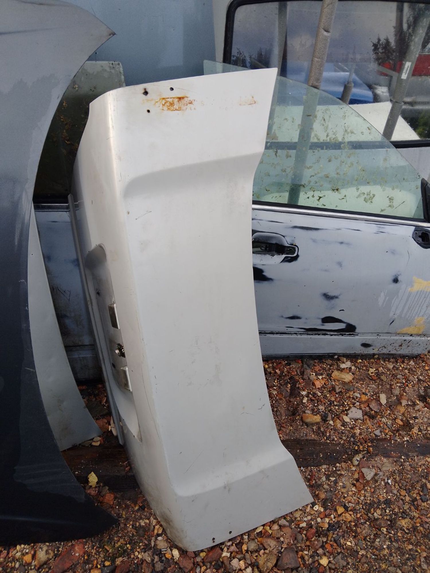 https://ycs.partsauto.market/partsauto-images/thmbs/userImages/7ed63c96fe685f431889ec34ef8f13b8/part/ce750aa6-9432-4e64-8963-ae803a280990_1786532654594.jpg