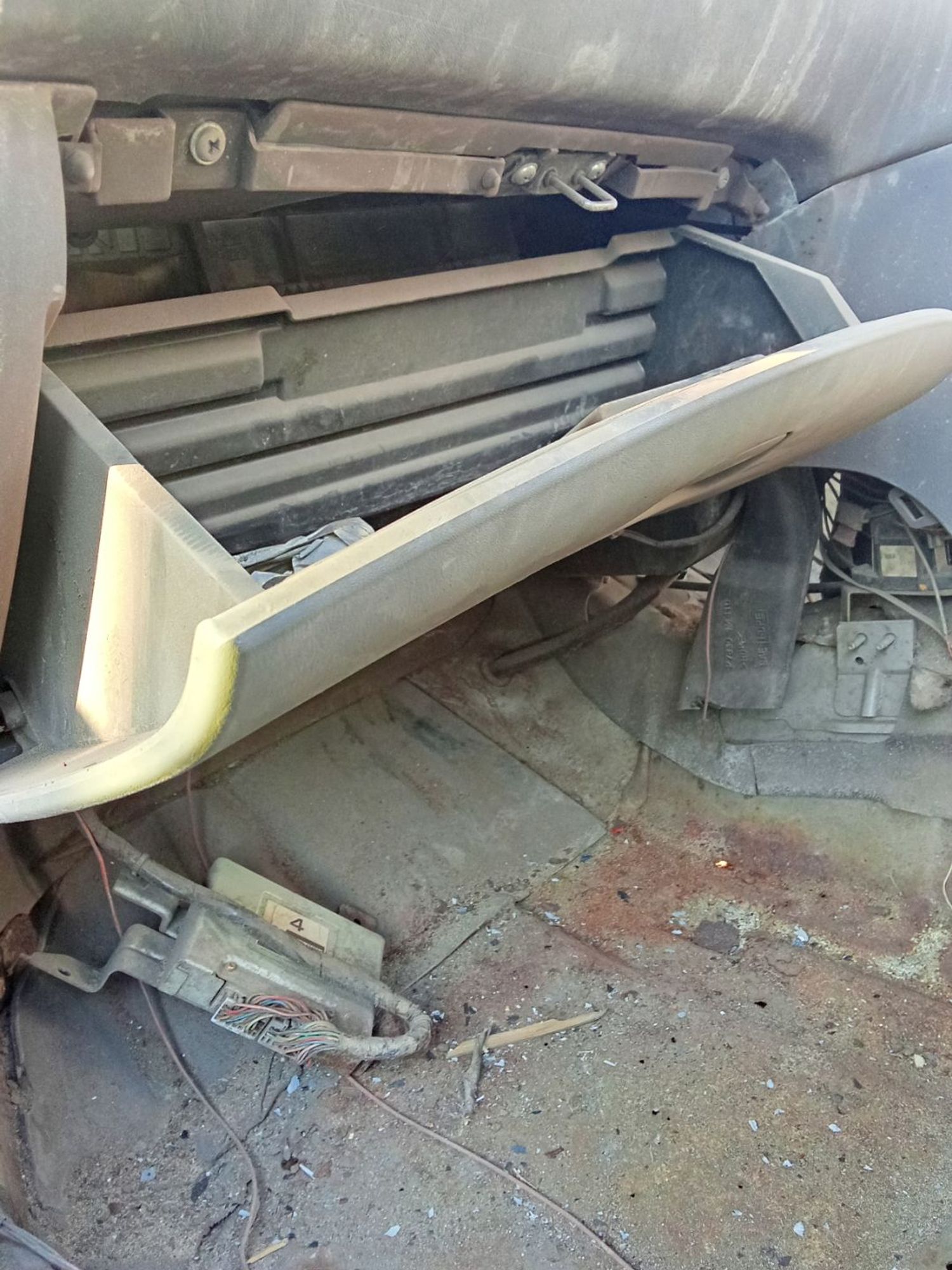 https://ycs.partsauto.market/partsauto-images/thmbs/userImages/7ed63c96fe685f431889ec34ef8f13b8/part/cf9d2c8a-fae2-43f8-b0ec-07b54b383934_1780749191382.jpg