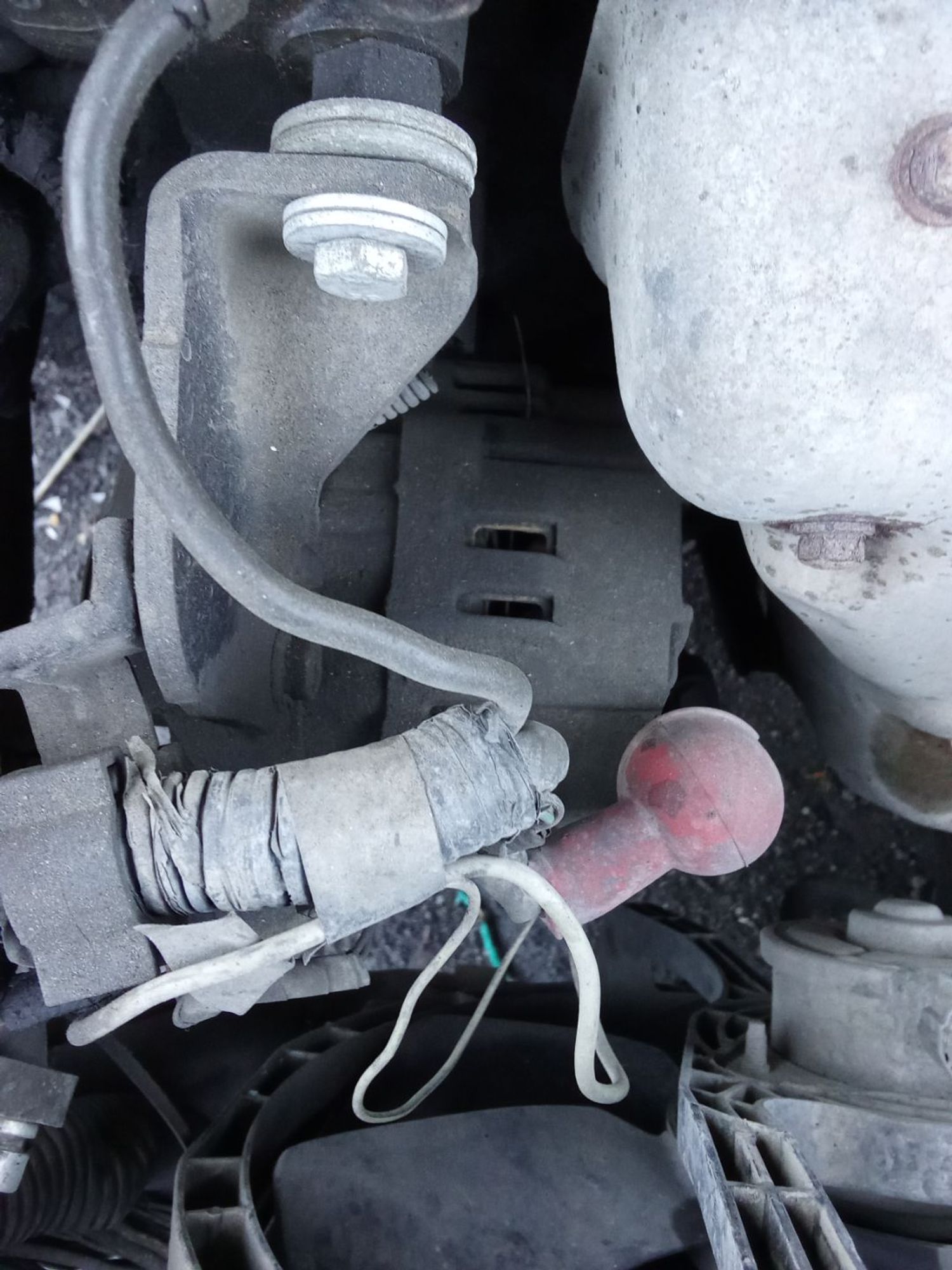 https://ycs.partsauto.market/partsauto-images/thmbs/userImages/7ed63c96fe685f431889ec34ef8f13b8/part/d052c1b8-e79d-4abc-ab6e-795b05bcbbac_1780369207334.jpg