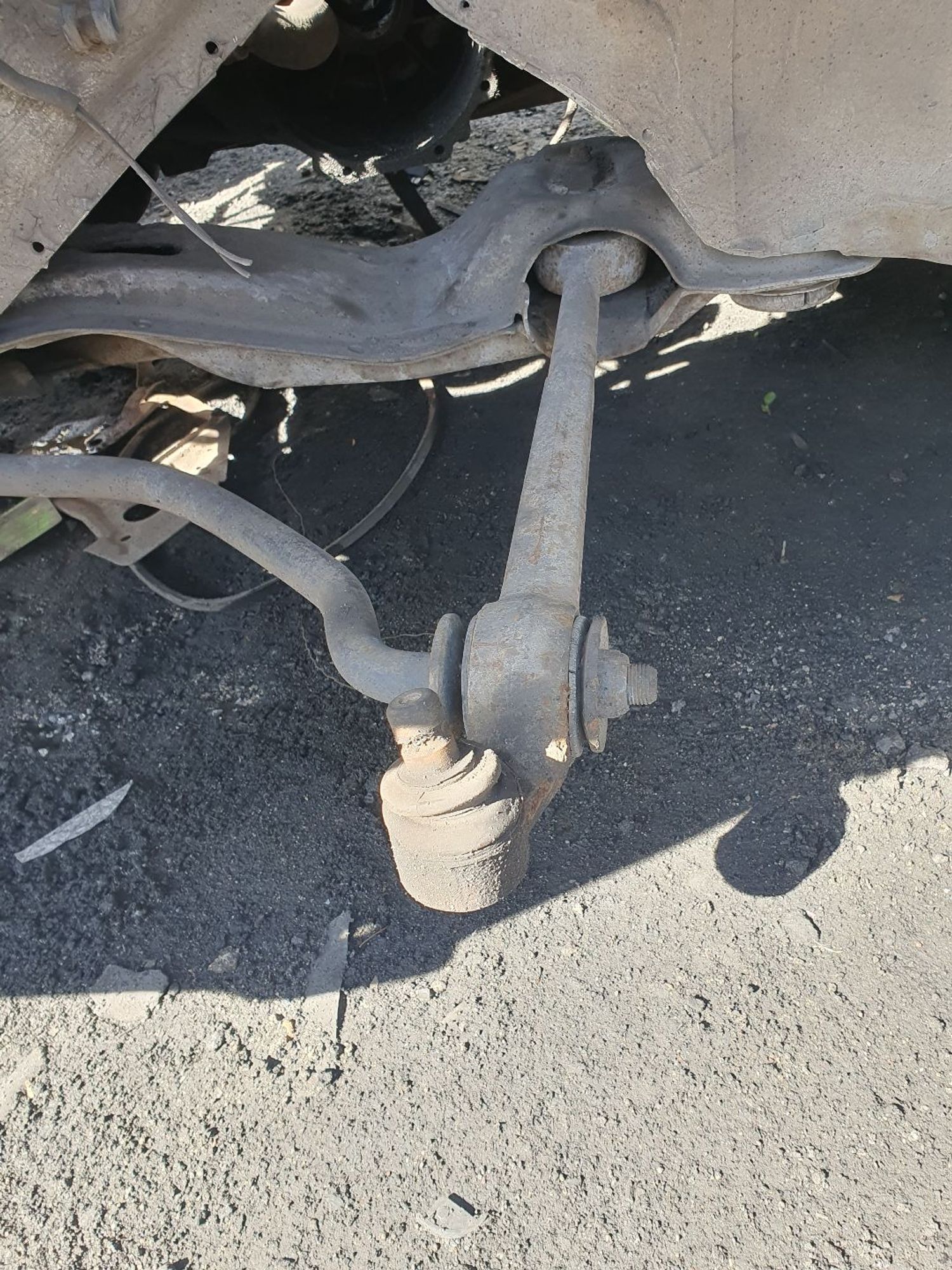 https://ycs.partsauto.market/partsauto-images/thmbs/userImages/7ed63c96fe685f431889ec34ef8f13b8/part/d0b6d402-eaff-4283-810f-98d0529cc737_1779700588156.jpg