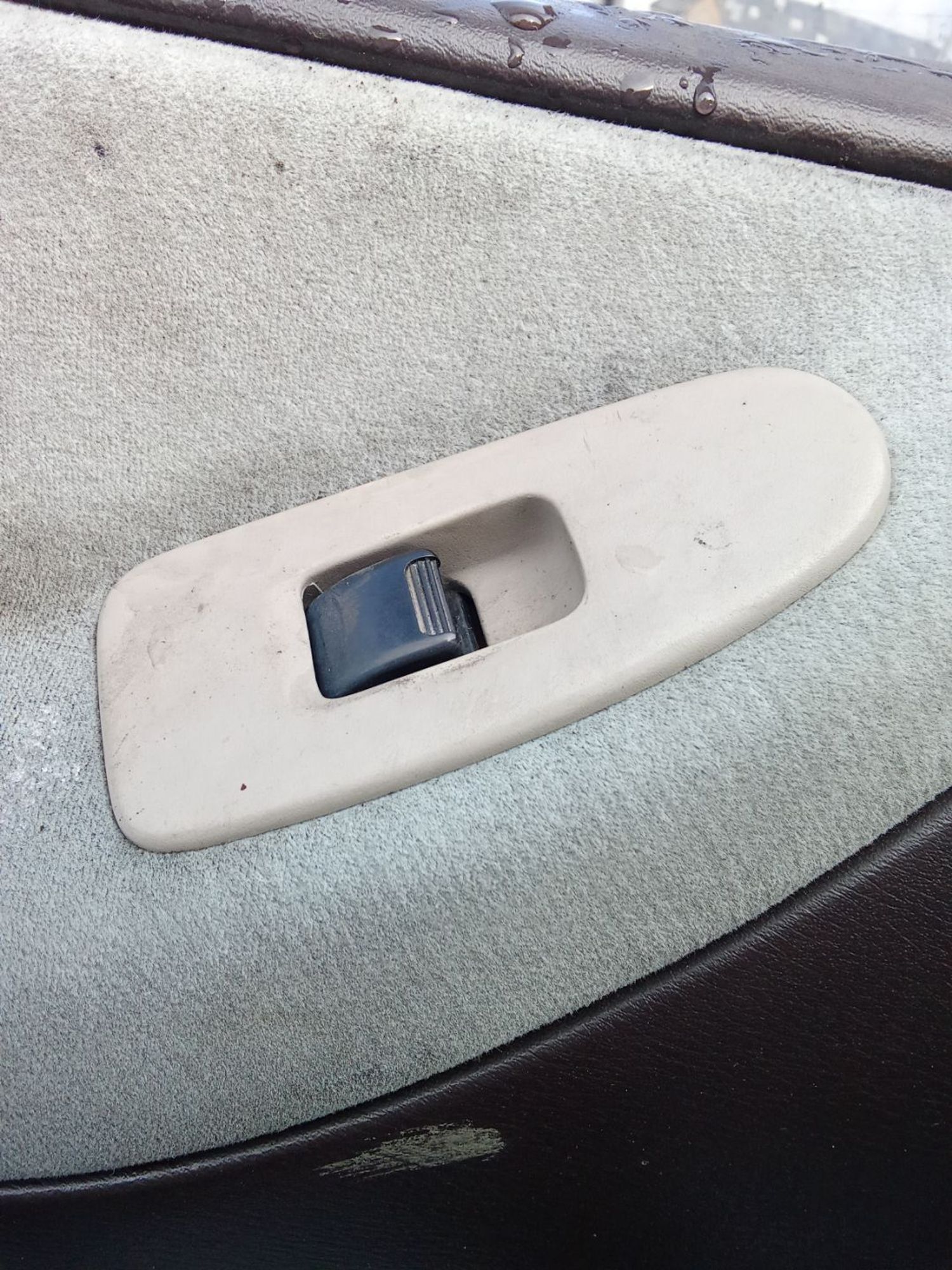 https://ycs.partsauto.market/partsauto-images/thmbs/userImages/7ed63c96fe685f431889ec34ef8f13b8/part/d11187a4-fea8-419d-b5e2-e32f9c492fd9_1778651934841.jpg