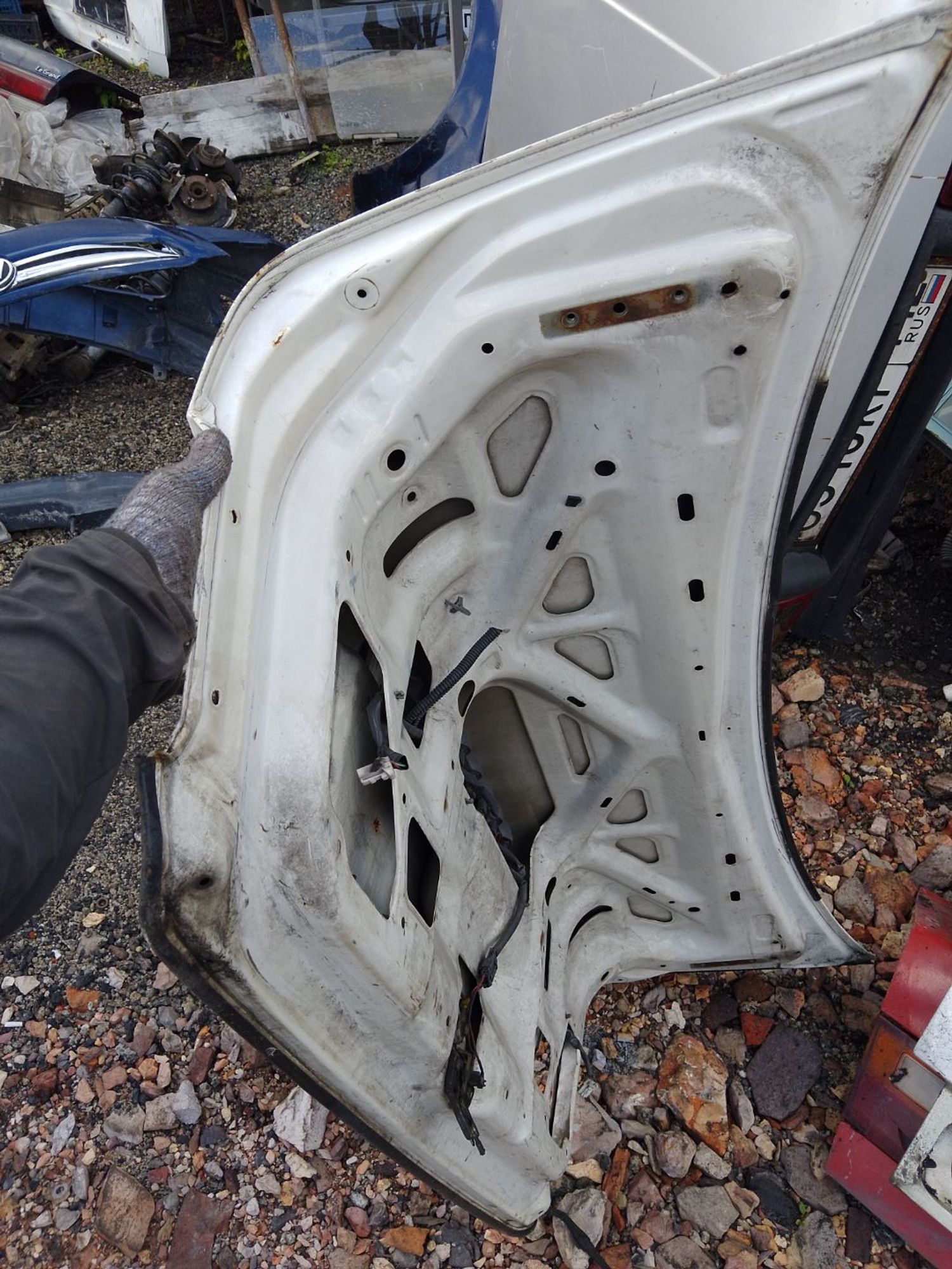 https://ycs.partsauto.market/partsauto-images/thmbs/userImages/7ed63c96fe685f431889ec34ef8f13b8/part/d22ffe00-071d-4bb6-8558-d7e660f25018_1785053017361.jpg