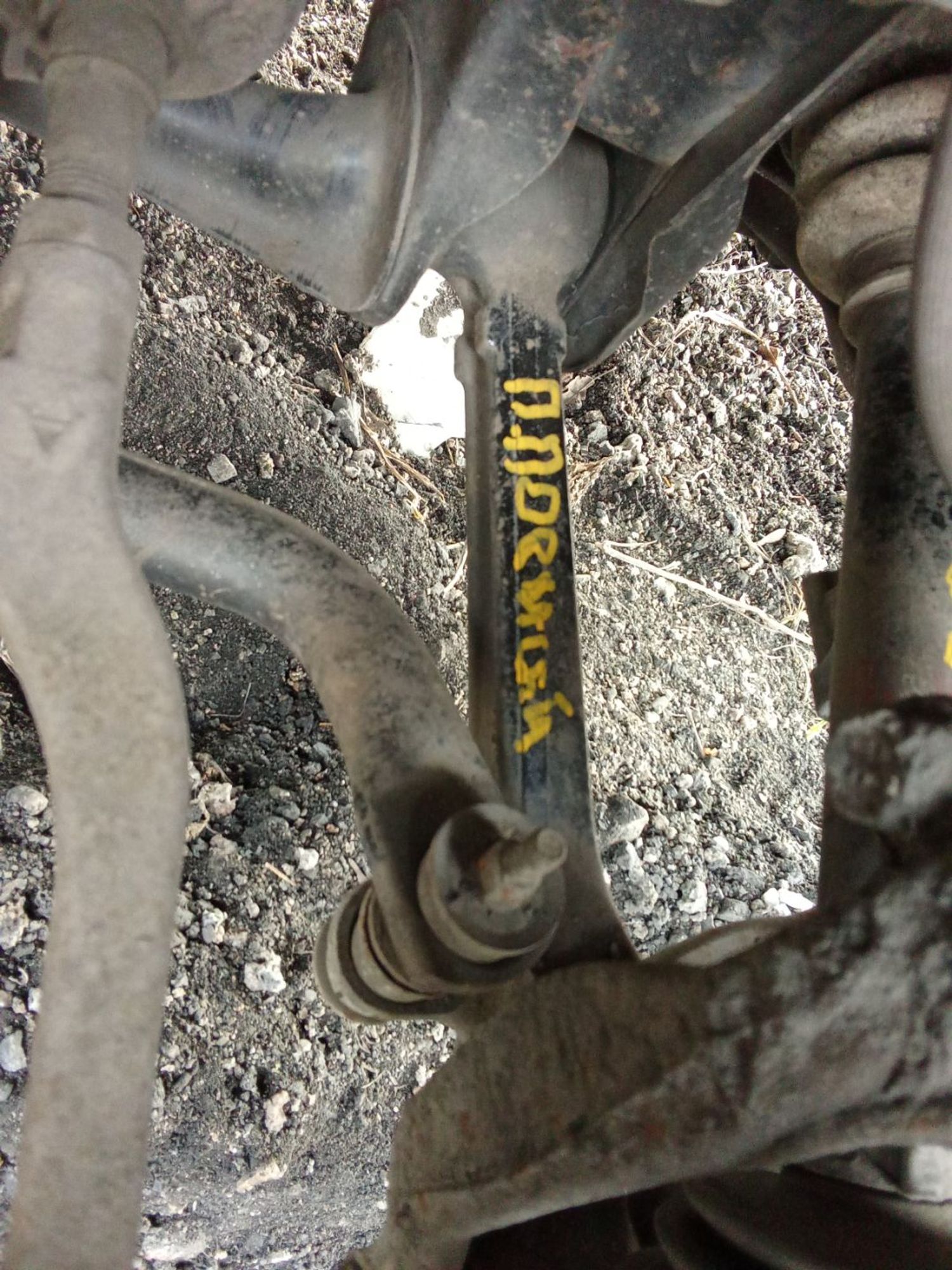 https://ycs.partsauto.market/partsauto-images/thmbs/userImages/7ed63c96fe685f431889ec34ef8f13b8/part/d2773923-58c9-4a99-96fb-8712dfeb68f3_1778036906769.jpg