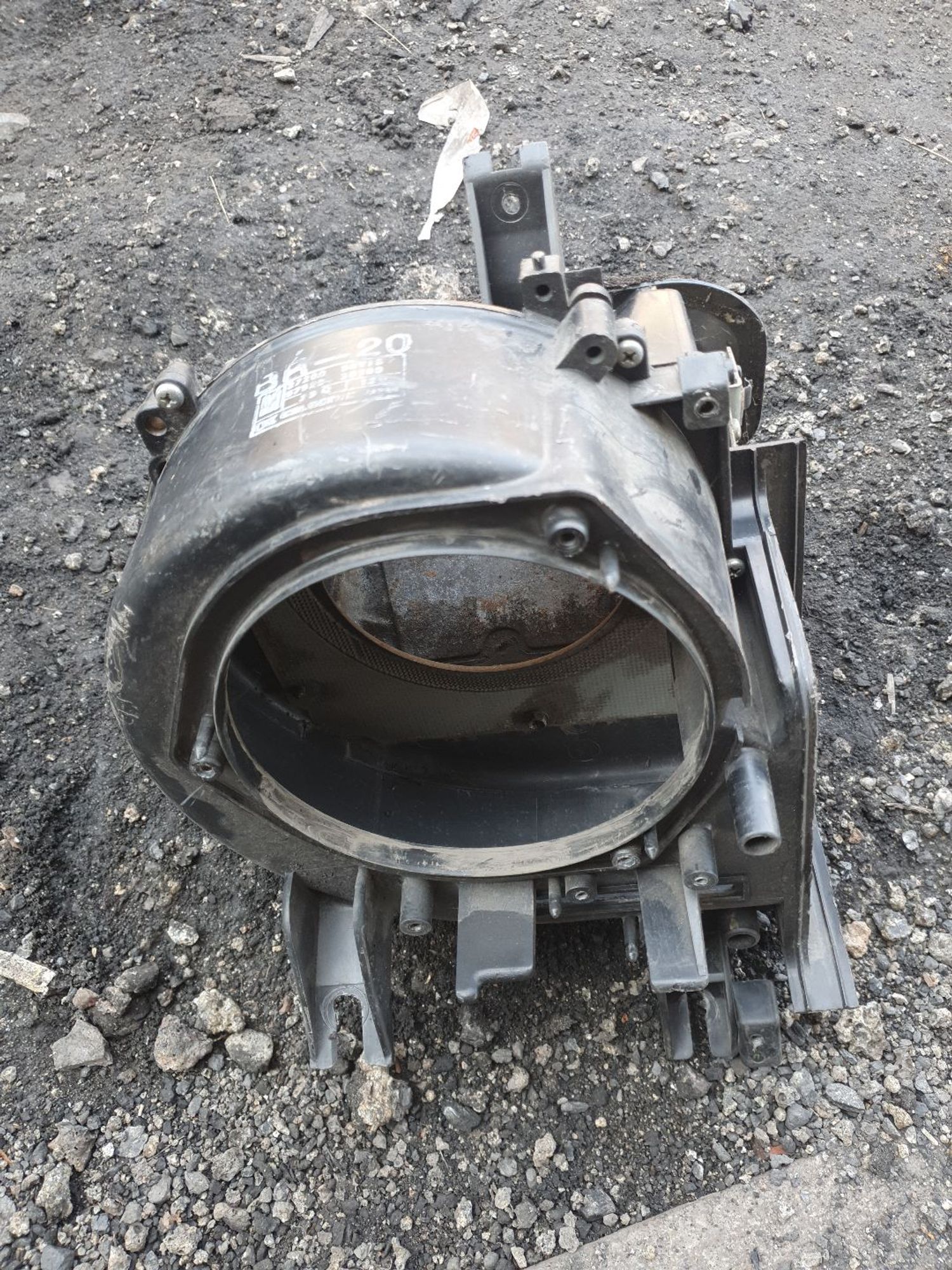 https://ycs.partsauto.market/partsauto-images/thmbs/userImages/7ed63c96fe685f431889ec34ef8f13b8/part/d3102028-f697-4090-936f-286ea3f76406_1785732063977.jpg